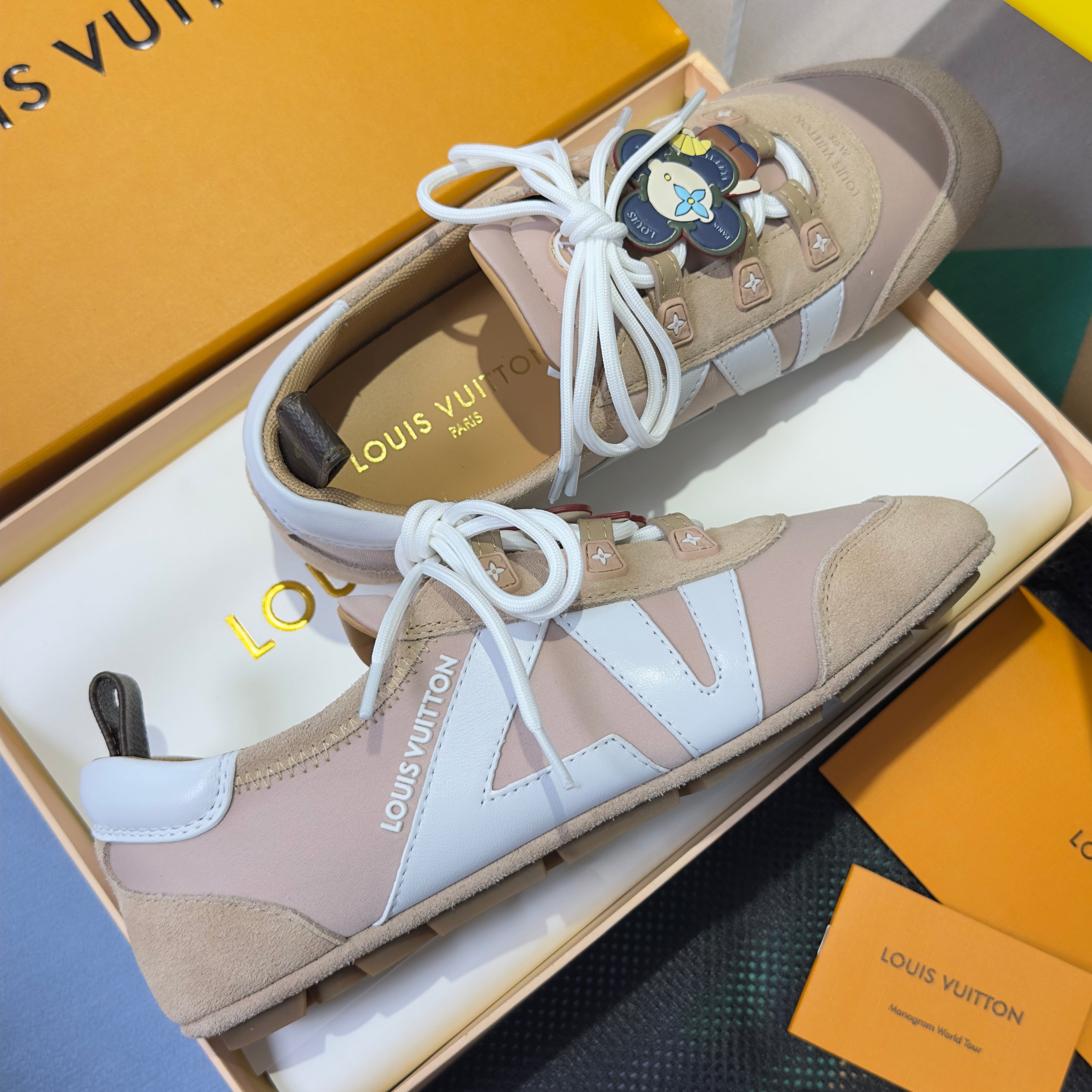 LV 26S SNEAKERINA SNEAKERS IN LIGHT PINK FABRIC AND SUEDE
