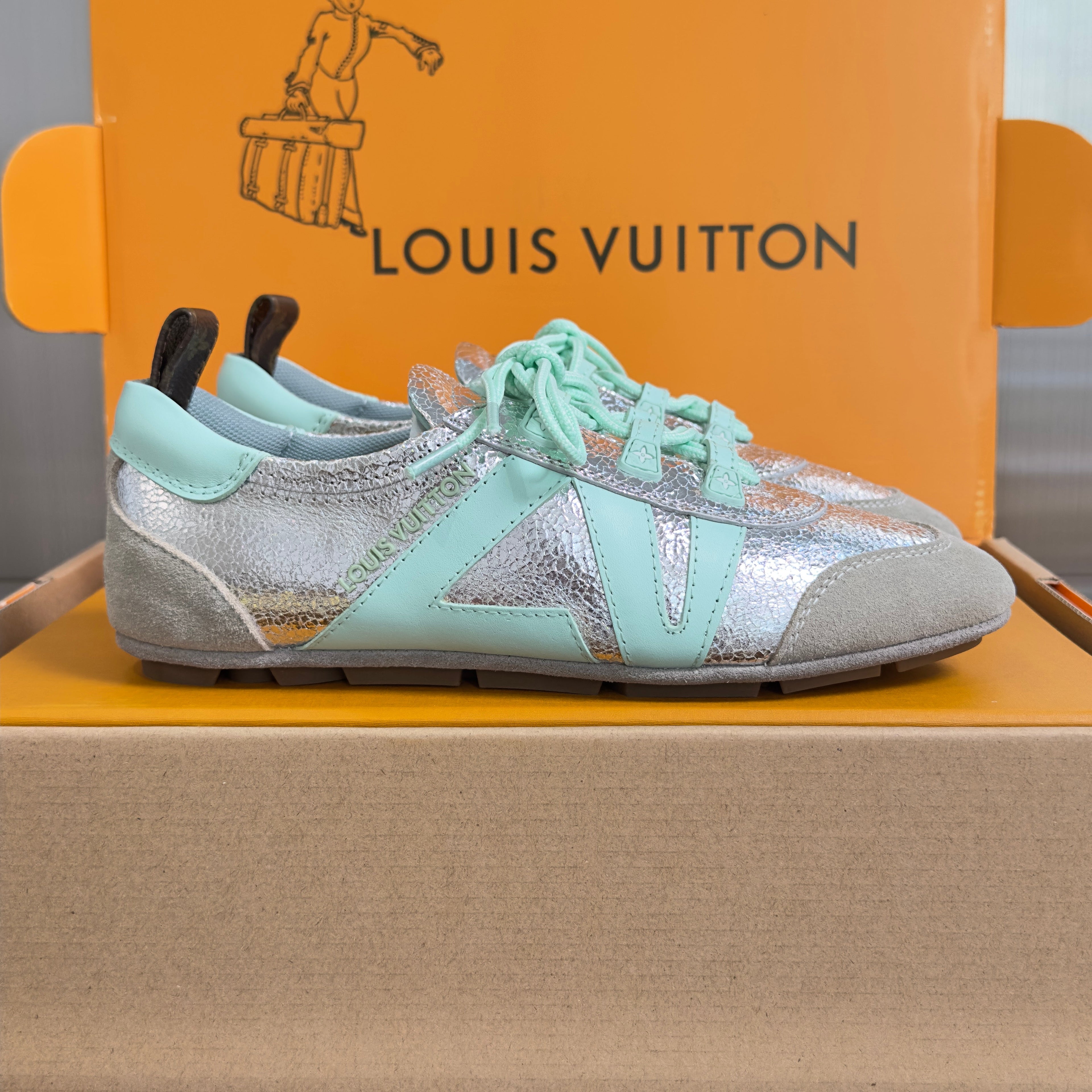 LV 26S SNEAKERINA SNEAKERS IN SILVER MINT GREEN CALFSKIN AND SUEDE