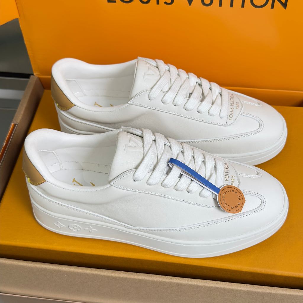 LV 26S LOW TOP SNEAKERS IN WHITE CALFSKIN