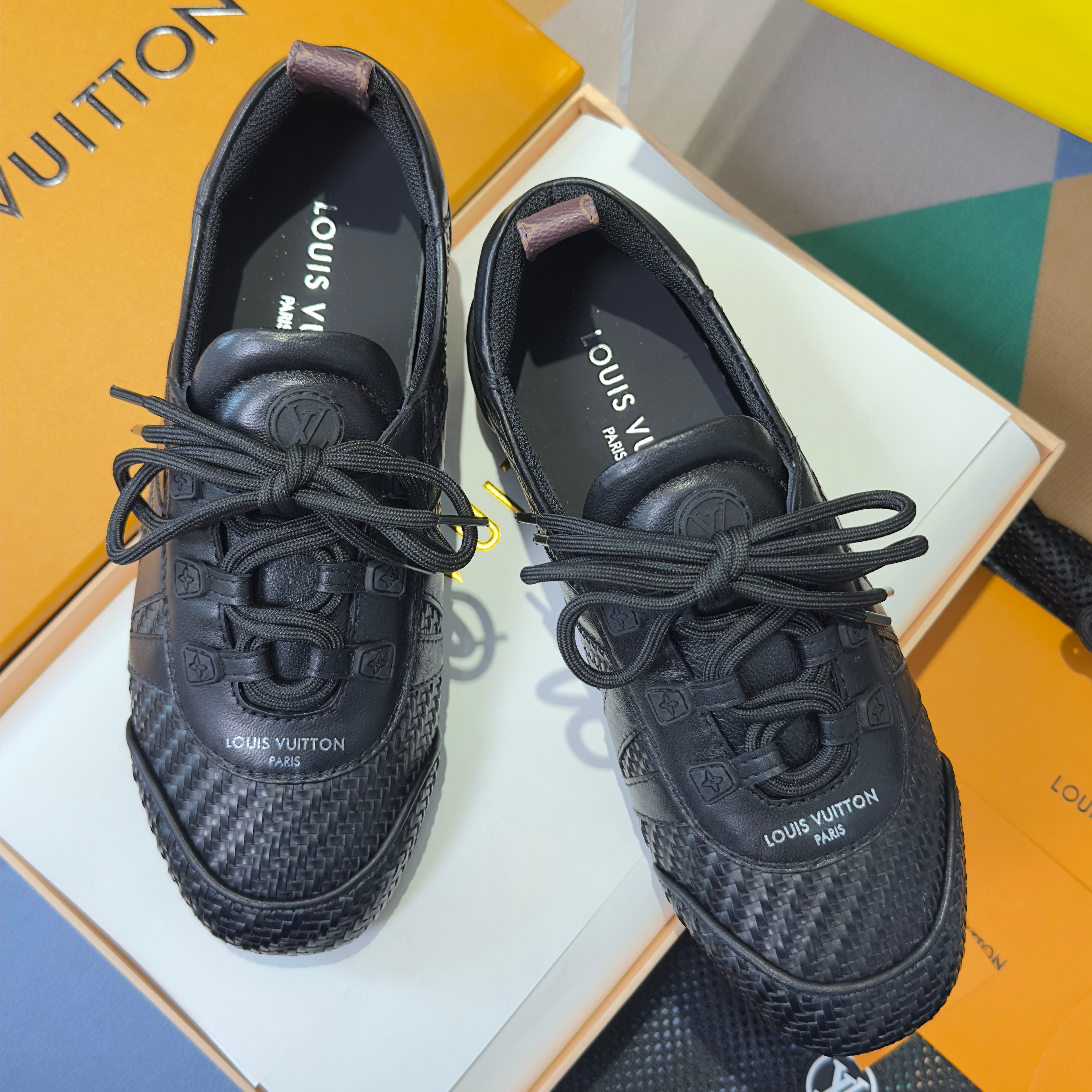 LV 26S SNEAKERINA SNEAKERS IN WOVEN BLACK CALFSKIN