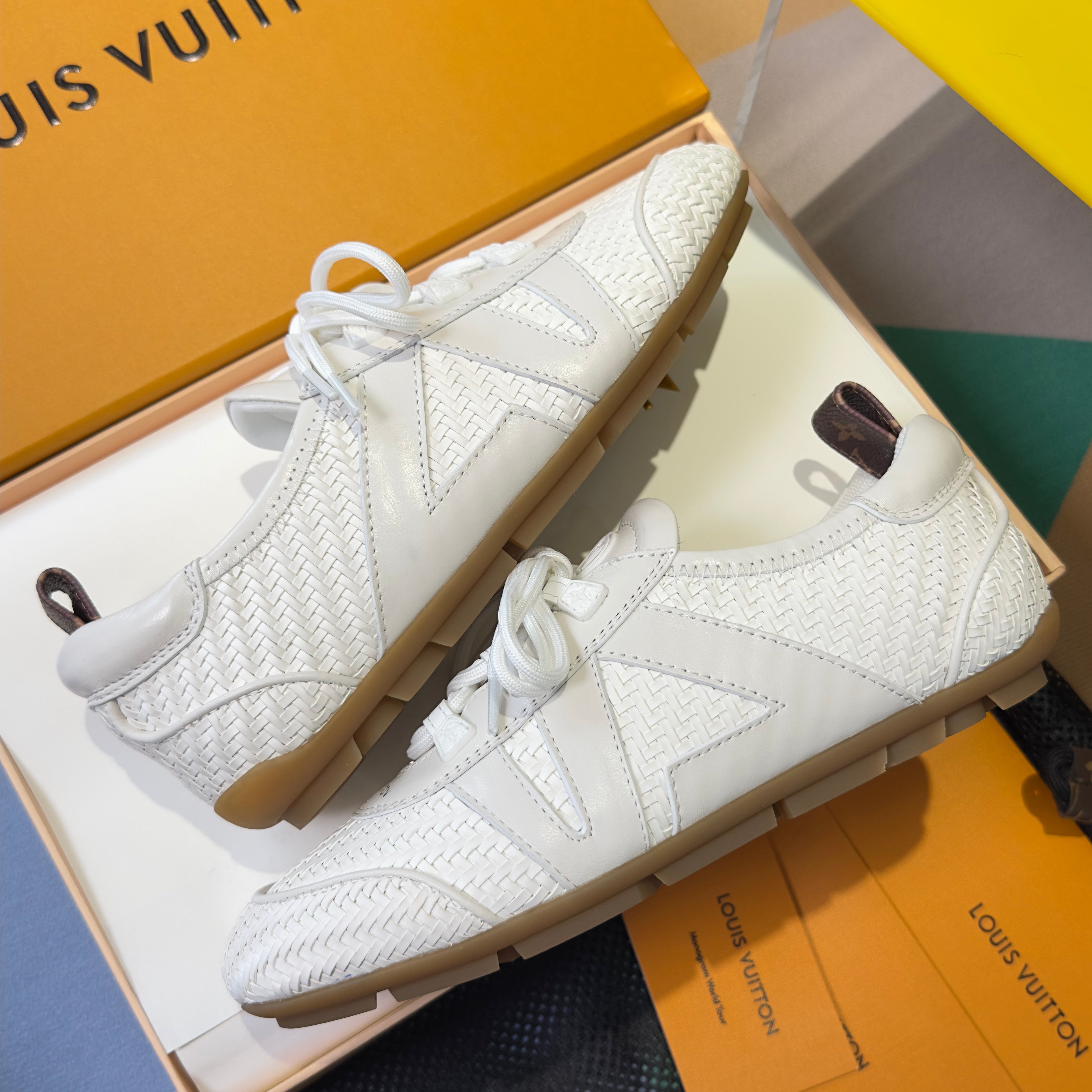 LV 26S SNEAKERINA SNEAKERS IN WOVEN WHITE CALFSKIN