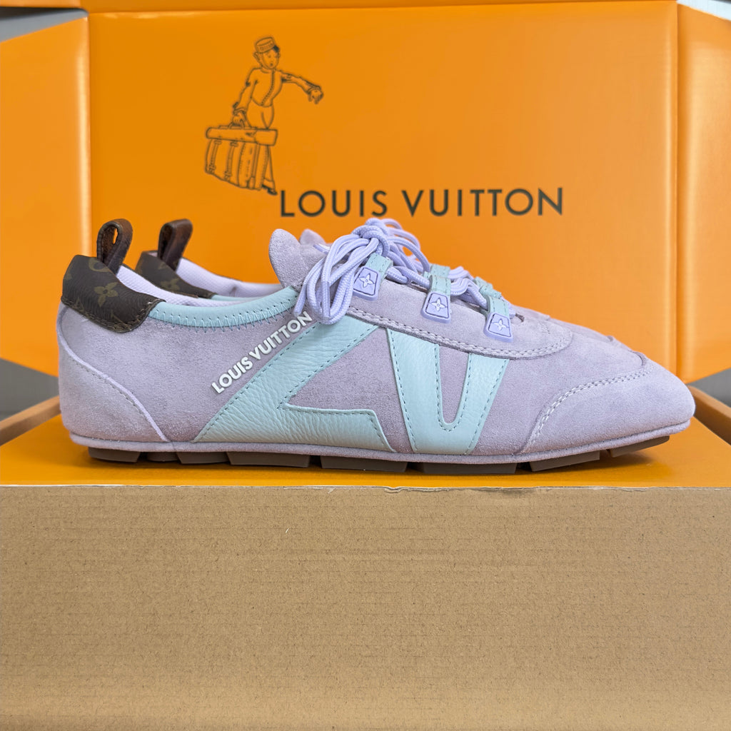 LV 26S SNEAKERINA SNEAKERS IN LIGHT LAVENDER SUEDE