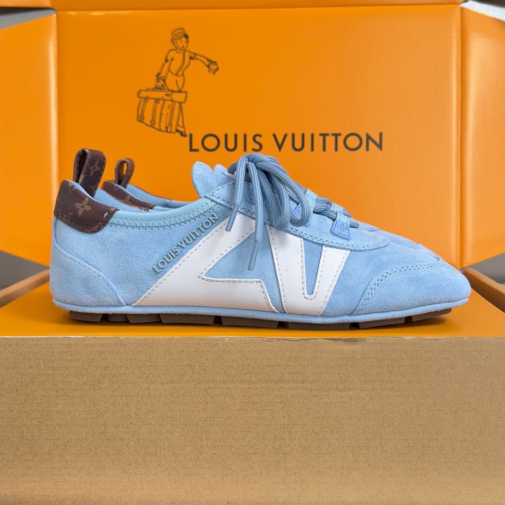 LV 26S SNEAKERINA SNEAKERS IN LIGHT BLUE SUEDE
