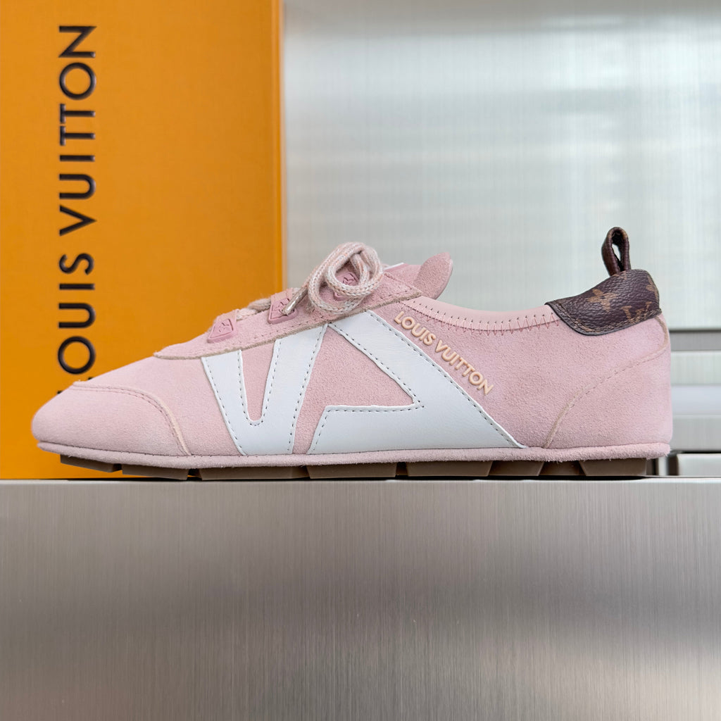 LV 26S SNEAKERINA SNEAKERS IN LIGHT PINK SUEDE