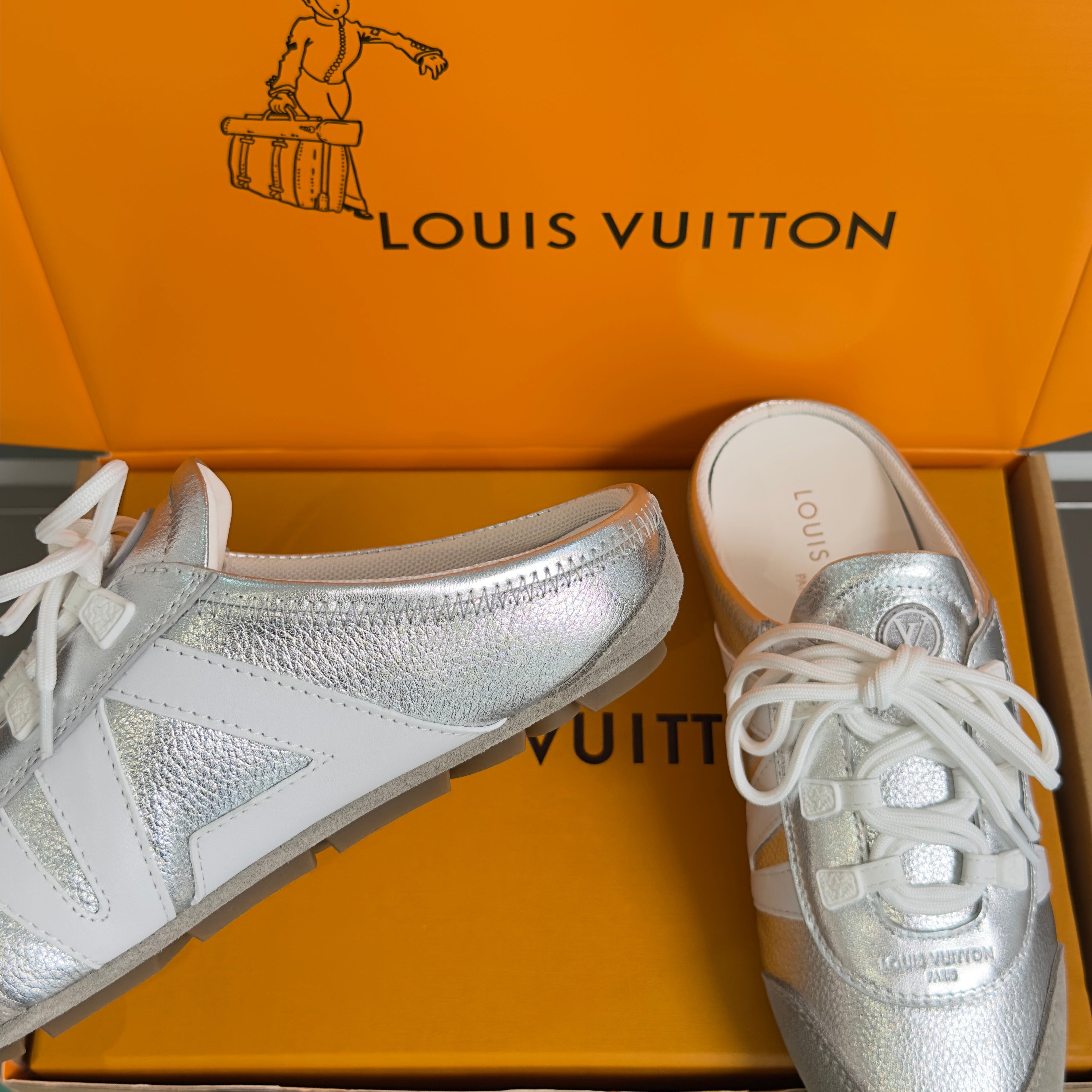LV 26S SNEAKERINA OPEN BACK SNEAKERS IN SILVER CALFSKIN AND SUEDE