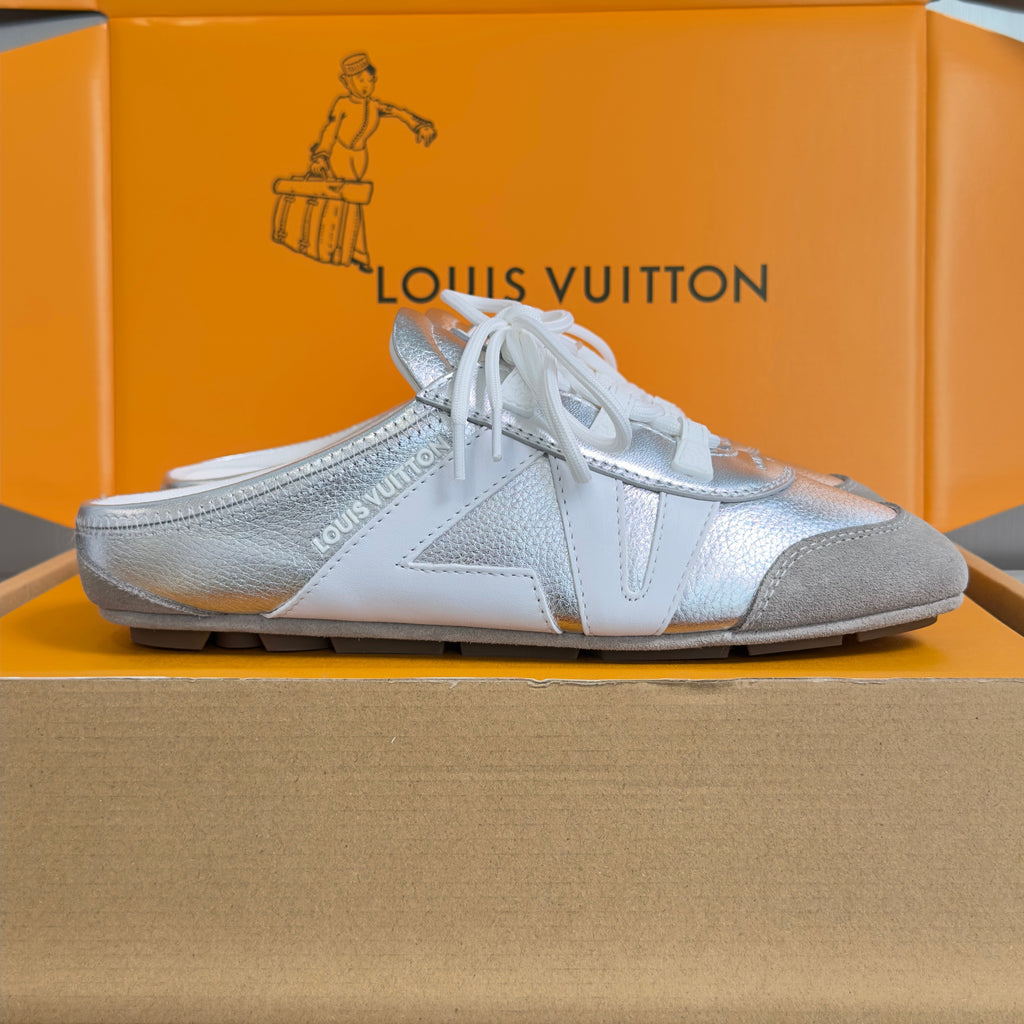 LV 26S SNEAKERINA OPEN BACK SNEAKERS IN SILVER CALFSKIN AND SUEDE