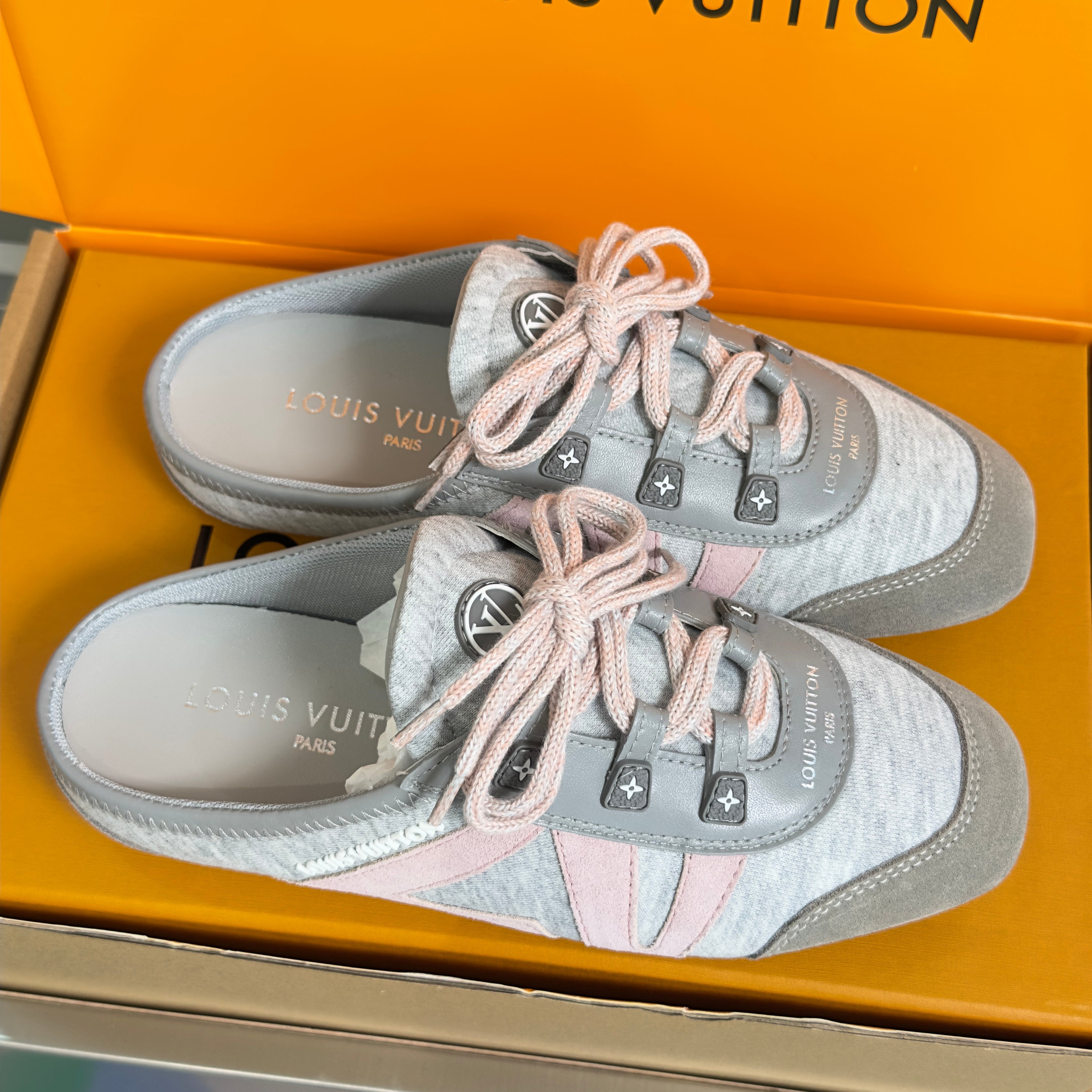 LV 26S SNEAKERINA OPEN BACK SNEAKERS IN GREY PINK FABRIC AND SUEDE