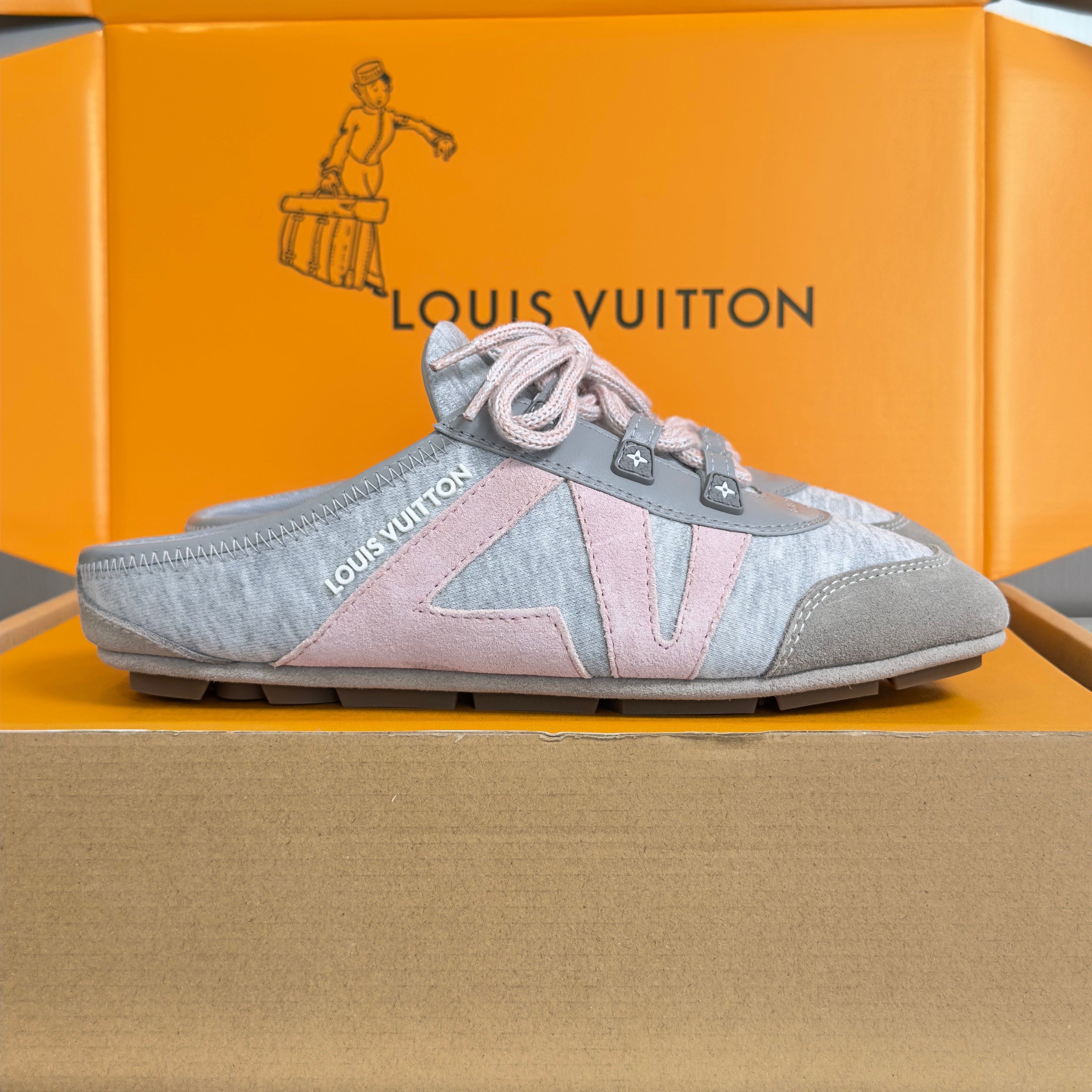 LV 26S SNEAKERINA OPEN BACK SNEAKERS IN GREY PINK FABRIC AND SUEDE
