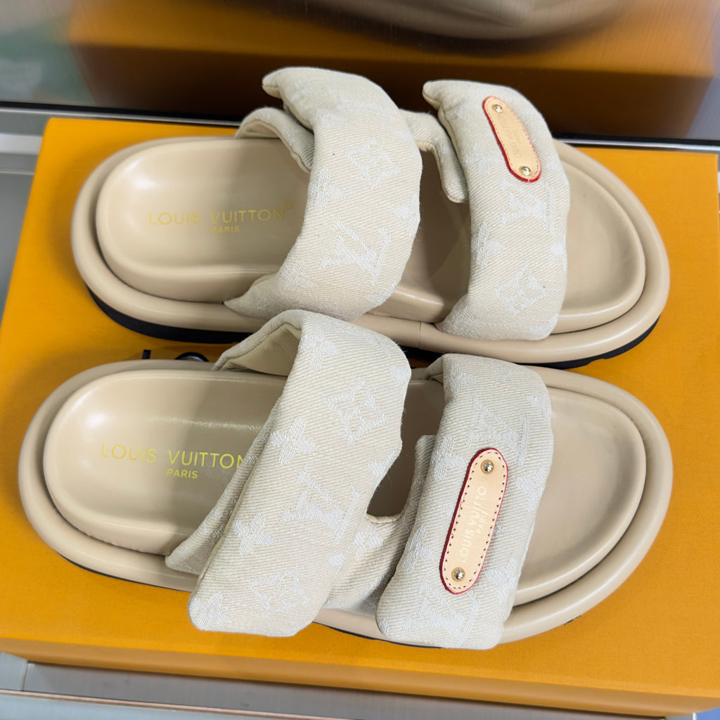 LV 26S PADDED SLIDES 40MM IN BEIGE DENIM MONOGRAM