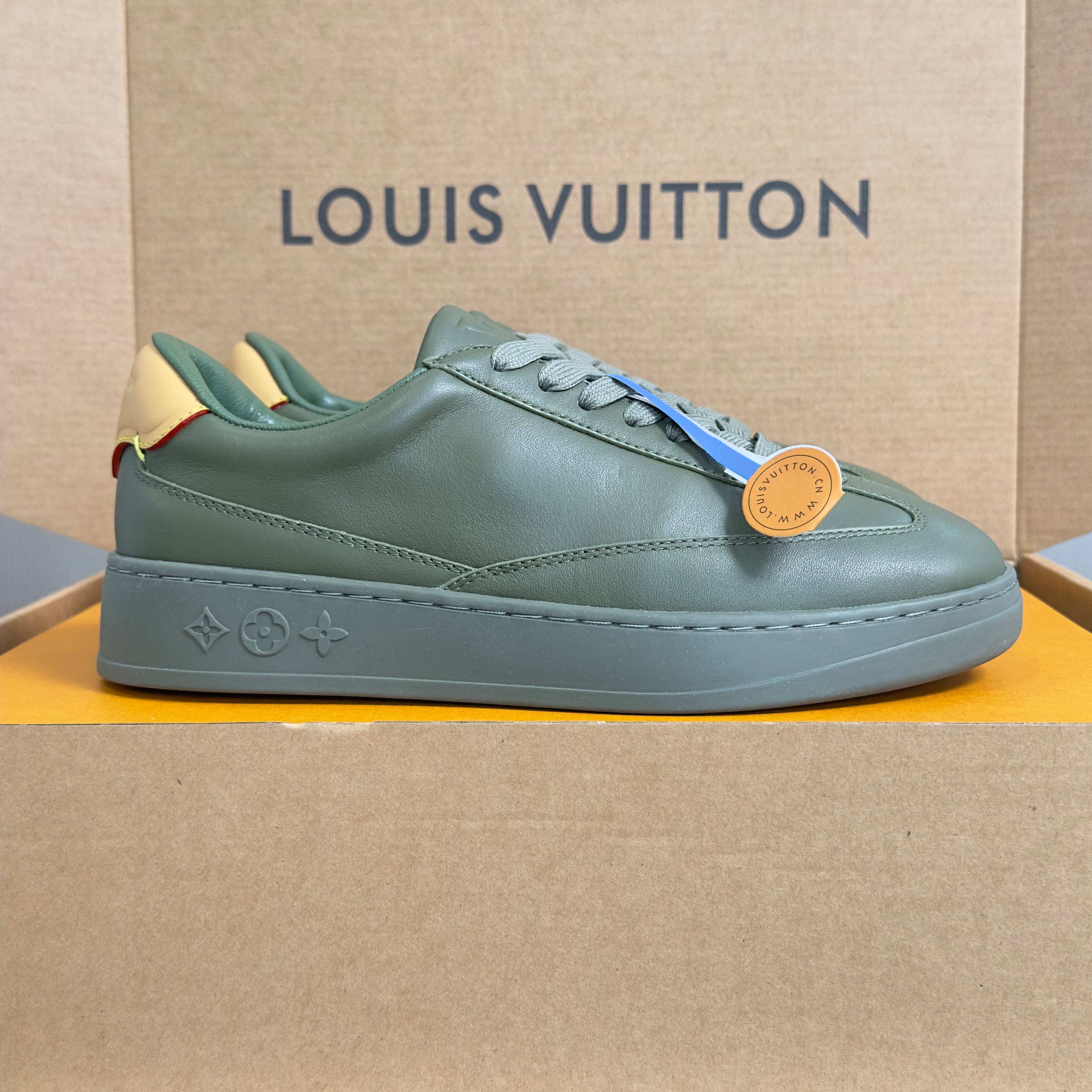 LV 26S LOW TOP SNEAKERS IN OLIVE GREEN CALFSKIN