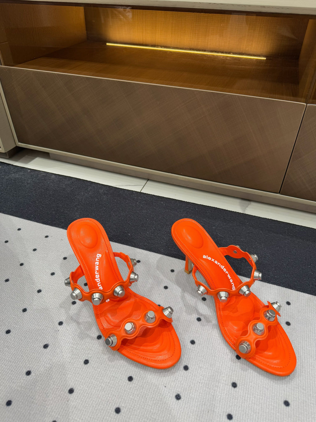 RIOT 80 MM SANDAL IN FIRE ORANGE LAMBSKIN