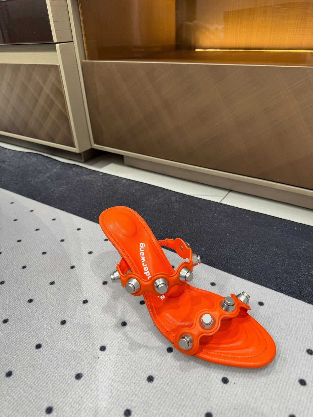 RIOT 80 MM SANDAL IN FIRE ORANGE LAMBSKIN
