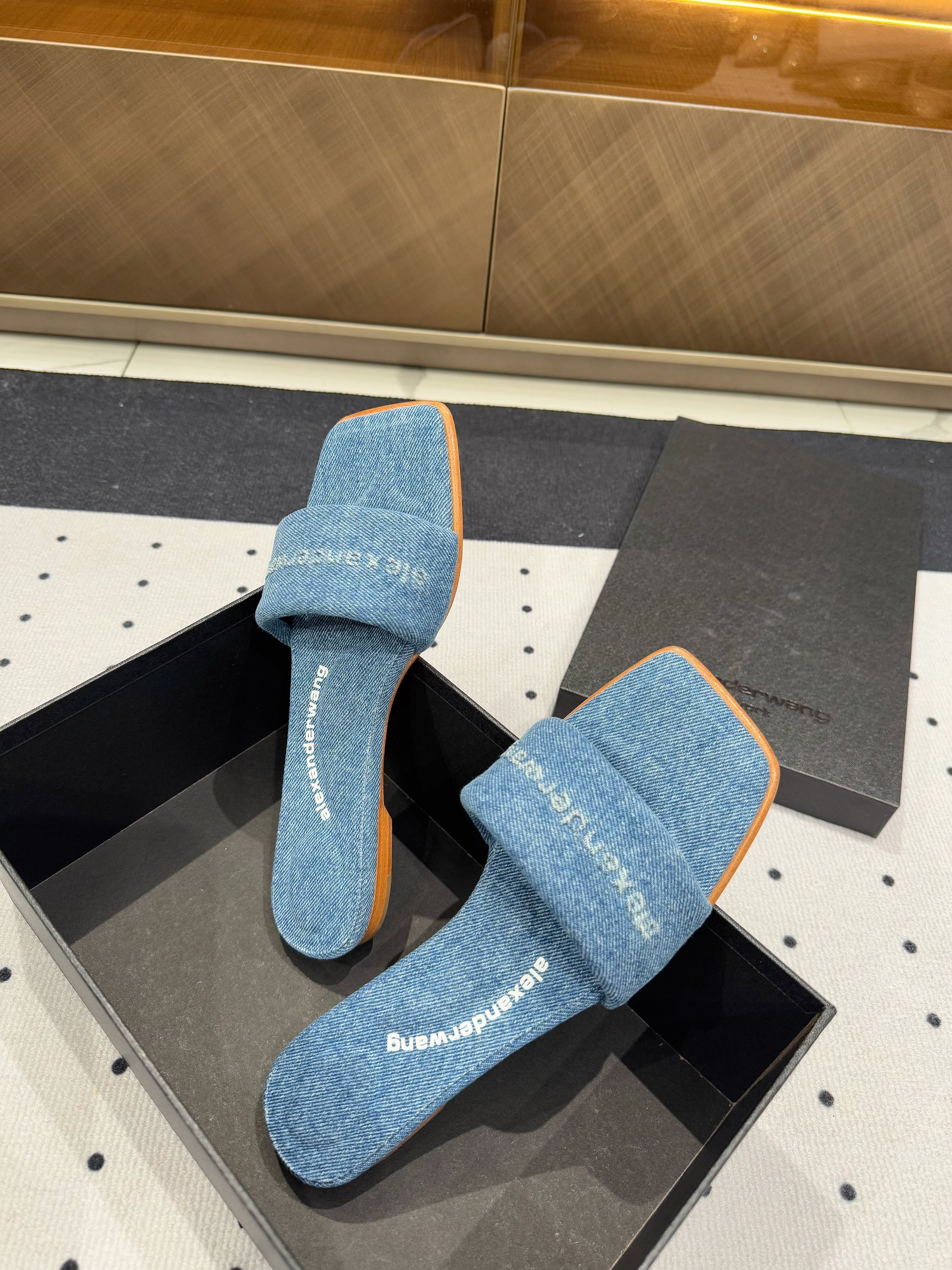 VY POOL SANDAL IN CERULEAN BLUE DENIM