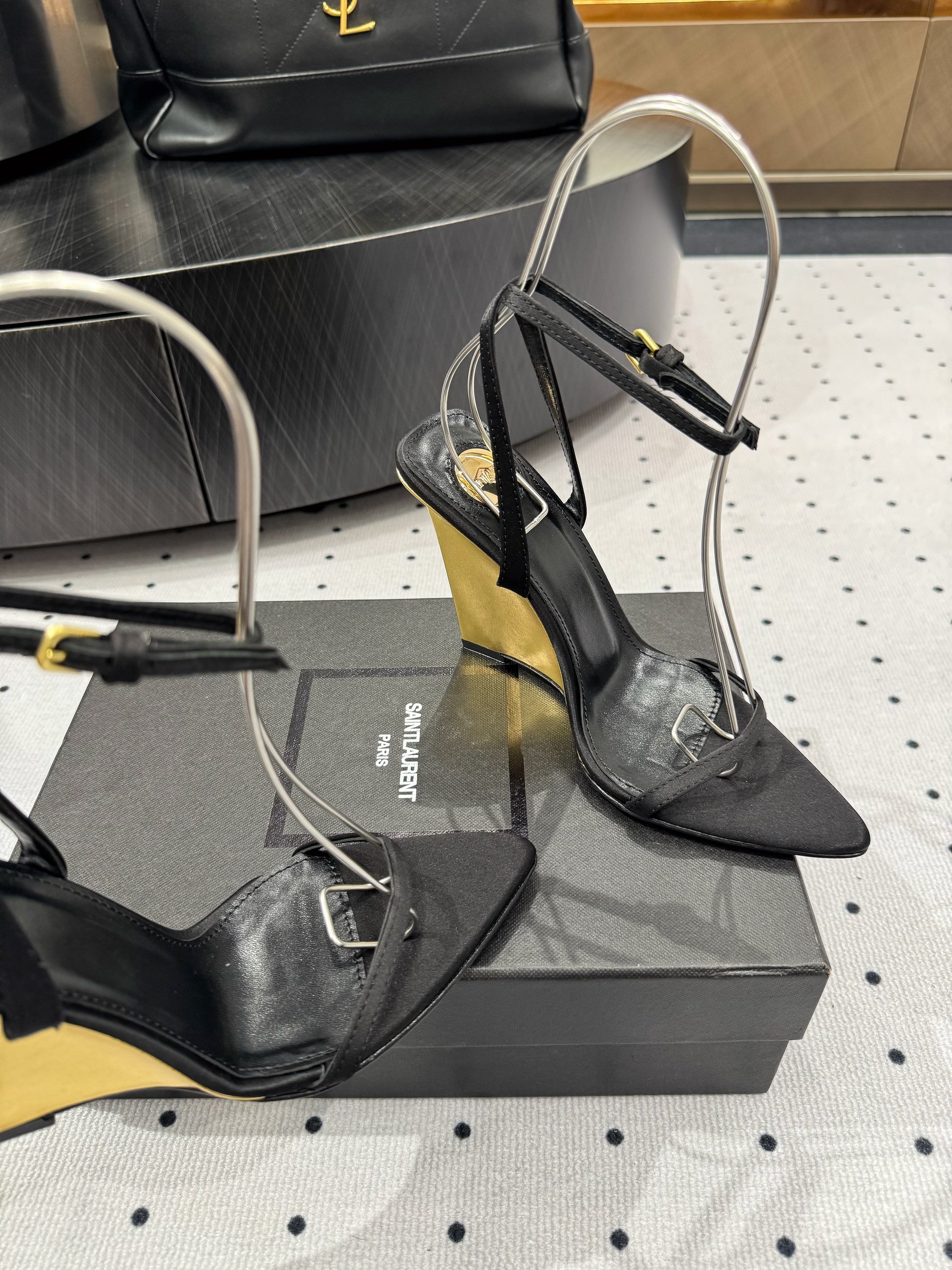 YSL 26S METAL-CAPPED WEDGE HEELS 105 MM IN BLACK SATIN