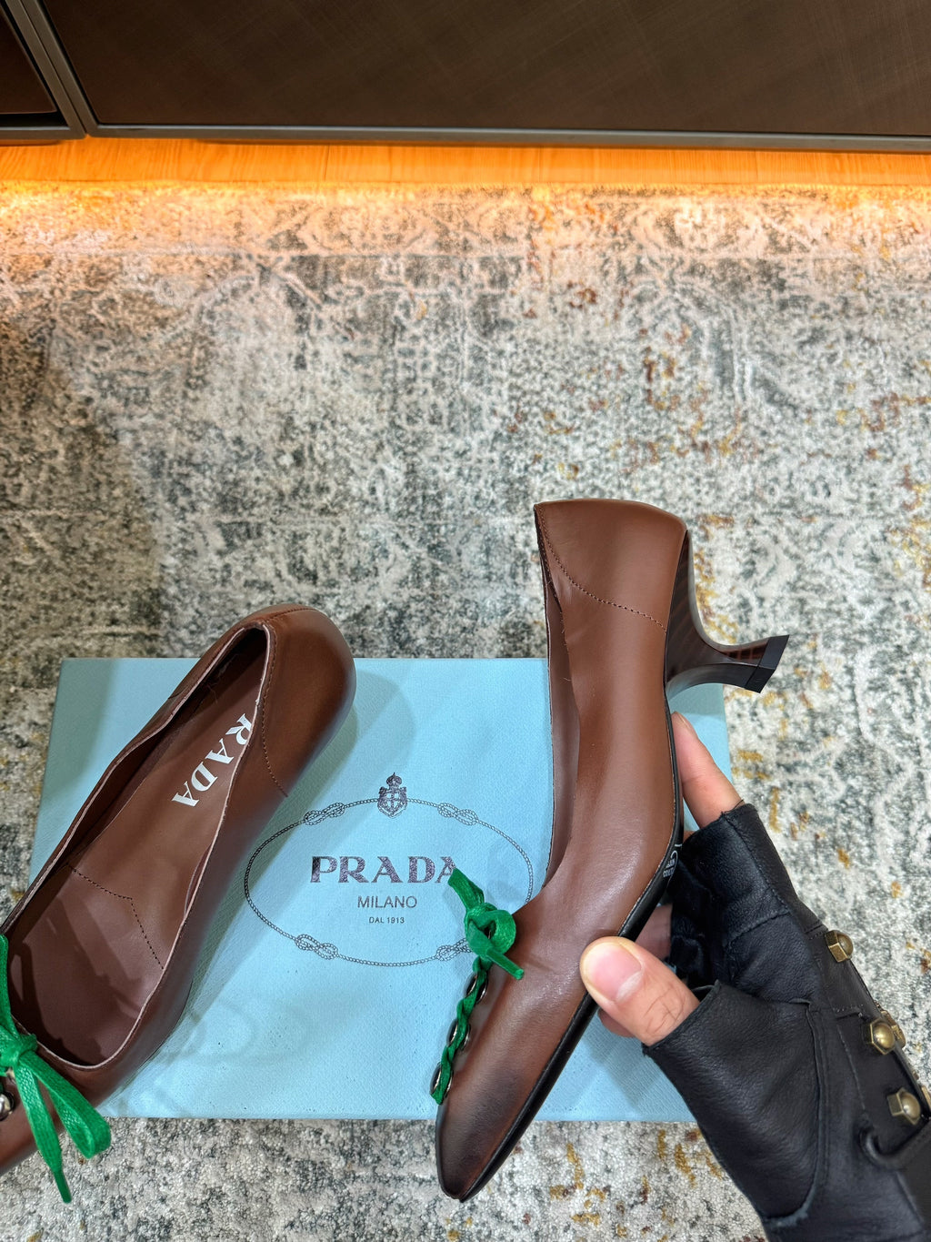 PRADA 26S LACE UP STUDDED PUMPS 55MM IN DARK BROWN CALFSKIN WITH GREEN LACES