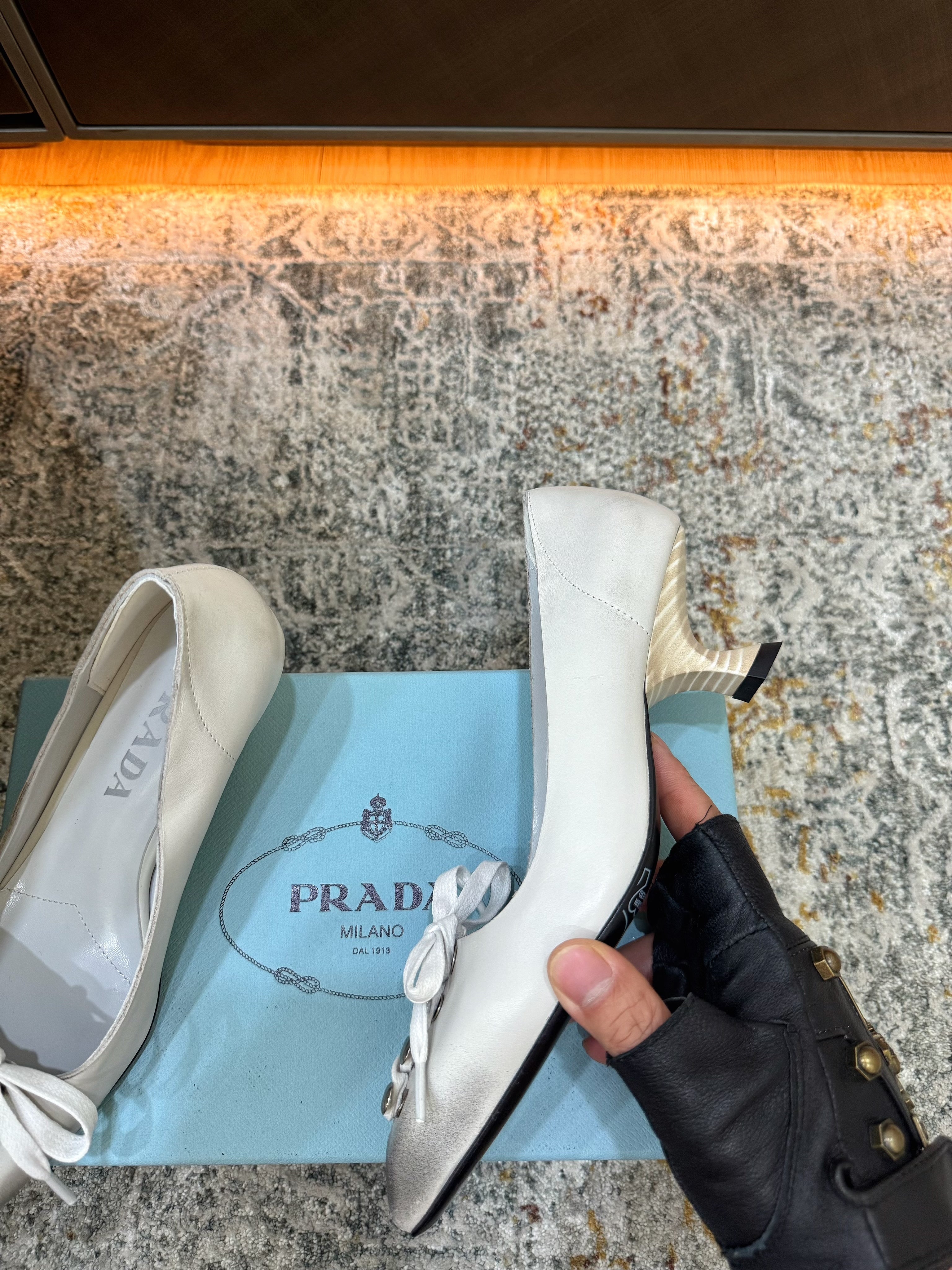 PRADA 26S POINTED TOE LACE UP STUDDED PUMPS 55MM IN WHITE CALFSKIN