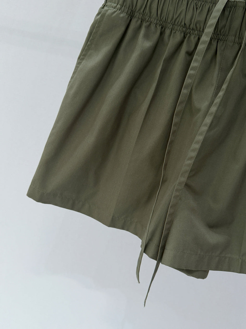 PRADA 26S SHORTS 817
