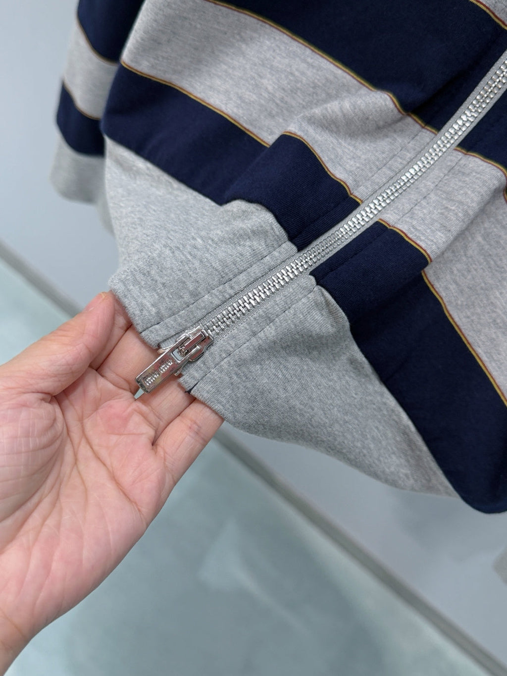 MIUMIU 26S ZIP UP HOODIE 898