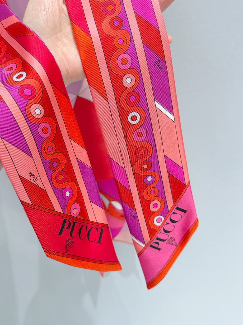 PUCCI 26S SCARF TOP IN PINK AND RED PRINTED SILK