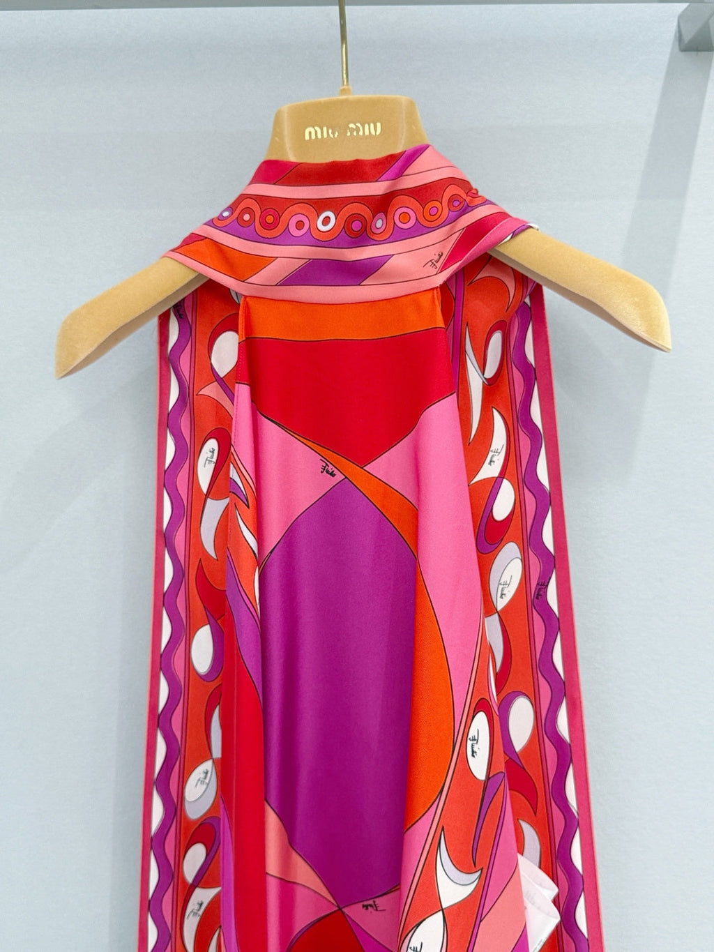 PUCCI 26S SCARF TOP IN PINK AND RED PRINTED SILK