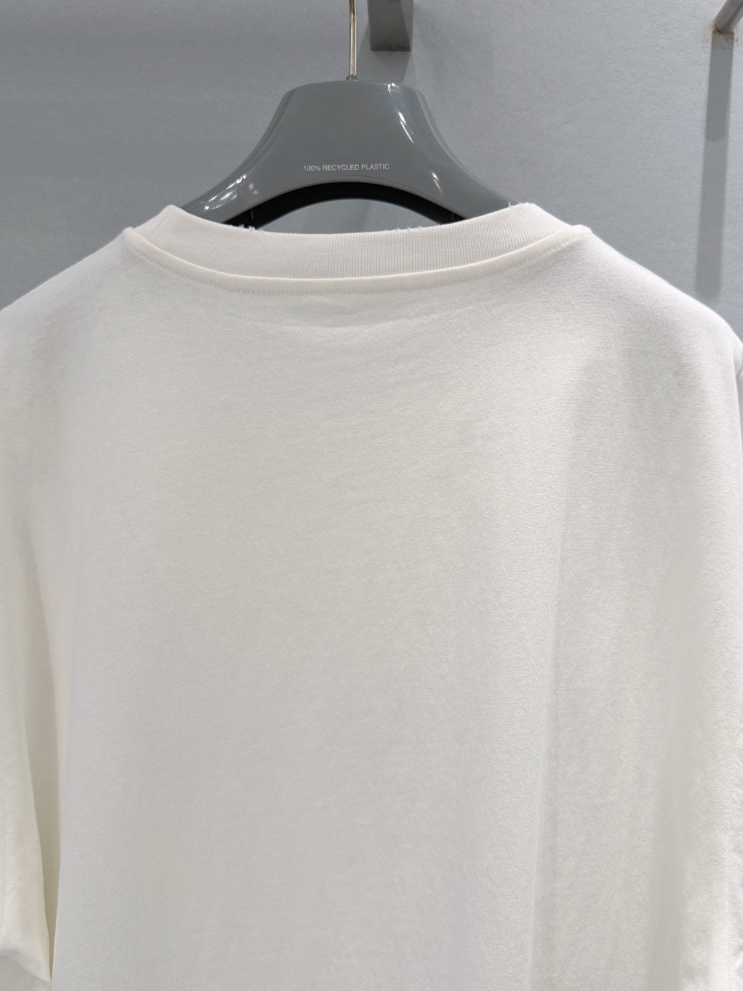 PRADA 26S T-SHIRT STYLE 899