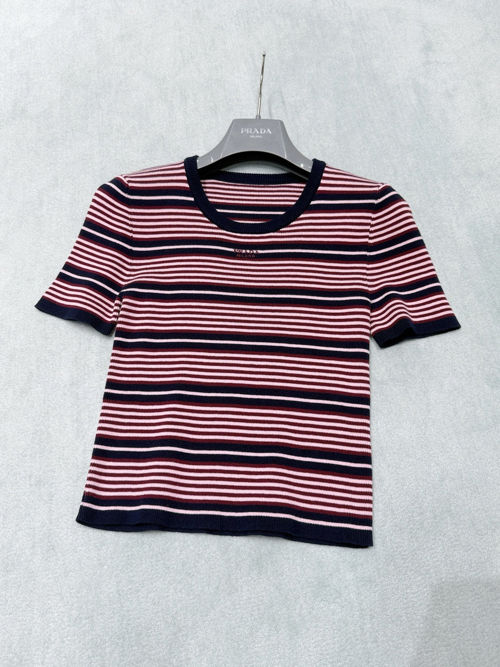 PRADA 26S SHORT-SLEEVED SWEATER STYLE 821