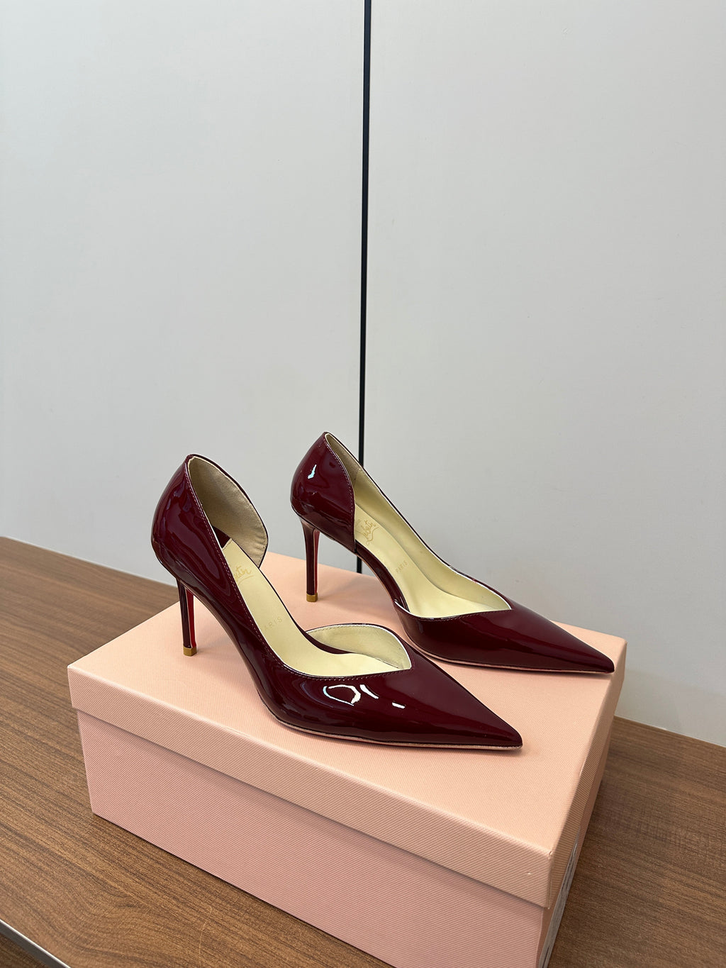 IRIZA PUMPS 85MM IN BURGUNDY PATENT CALFSKIN