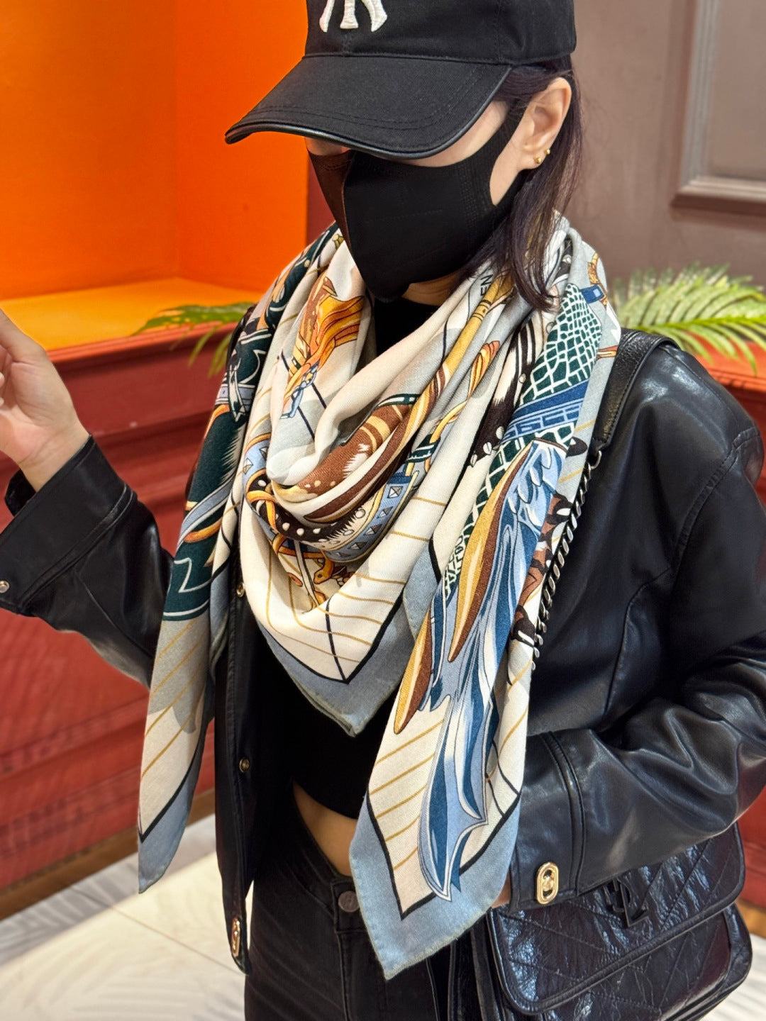 HERMES 25S SCARF 140 IN SILK CASHMERE 989488