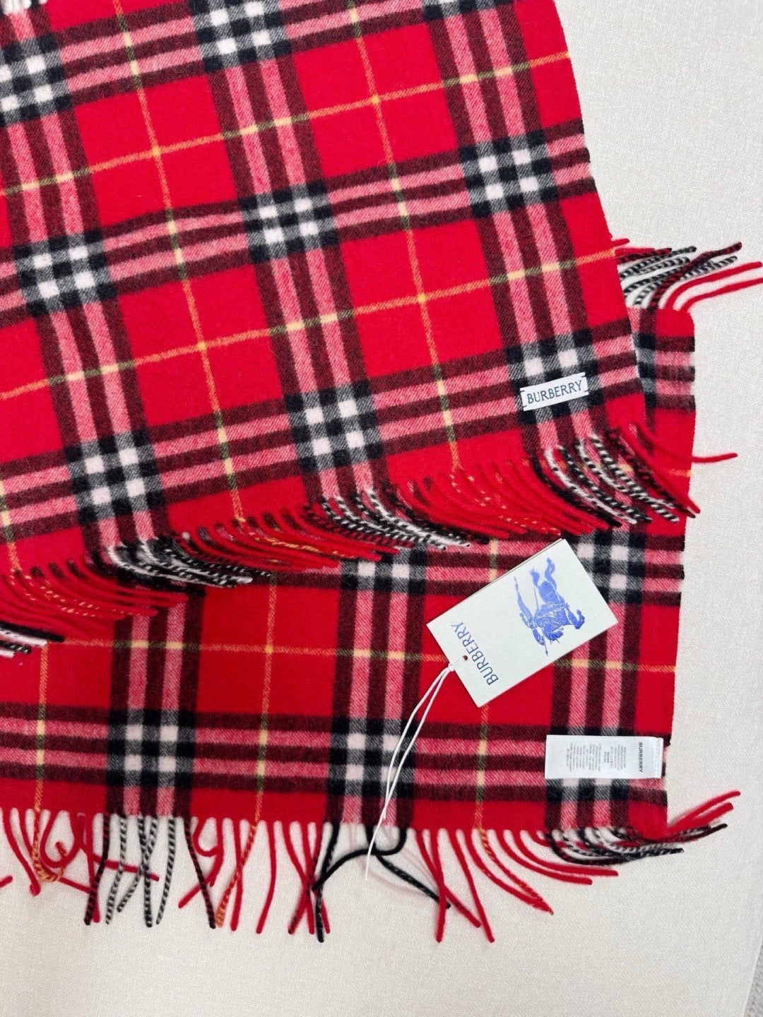 BURBERRY 26S SCARF 155CM IN CASHMERE 309948