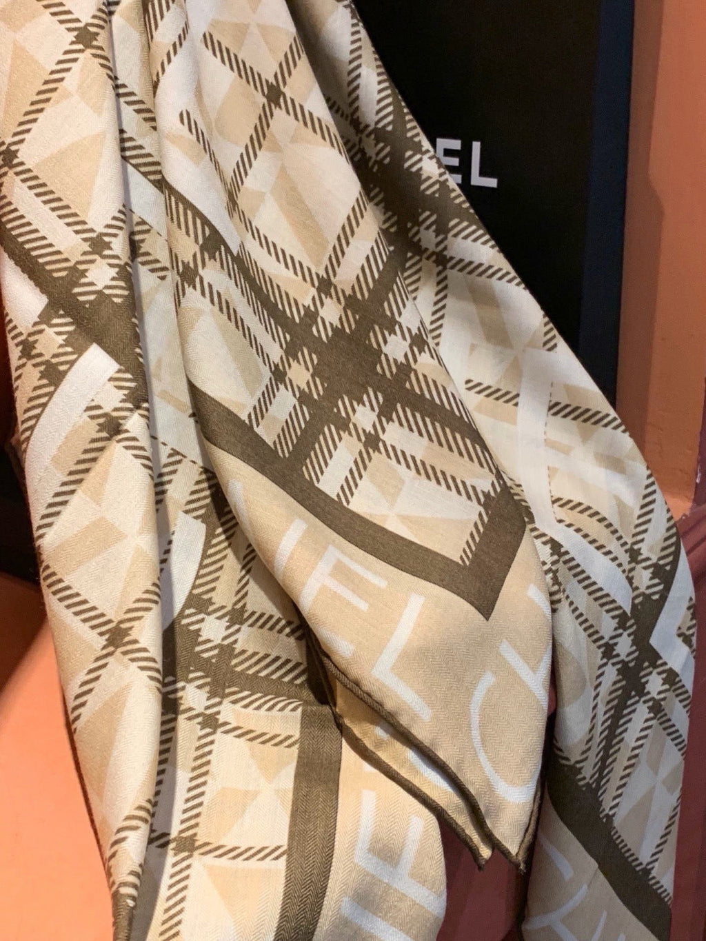 CHANEL 26S SCARF 135 IN CASHMERE AND SILK 309899