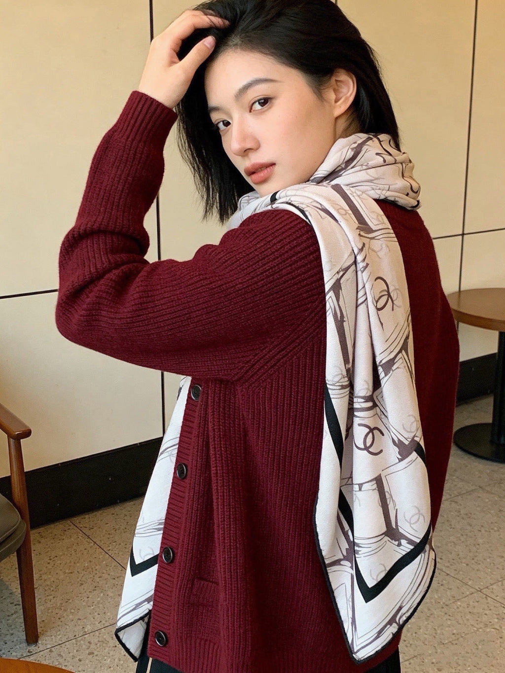 CHANEL 26S SCARF 135 IN CASHMERE AND SILK 309913