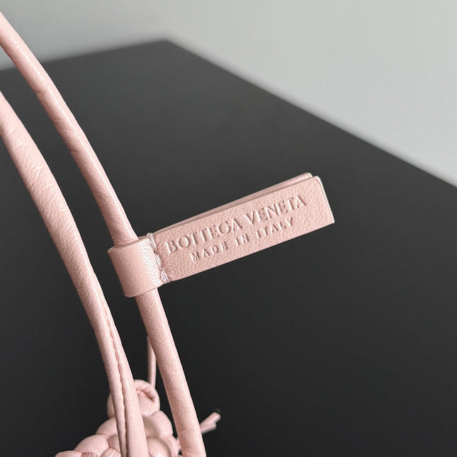 BOTTEGA VENETA 25S CAT CHARM IN LIGHT PINK CALFSKIN