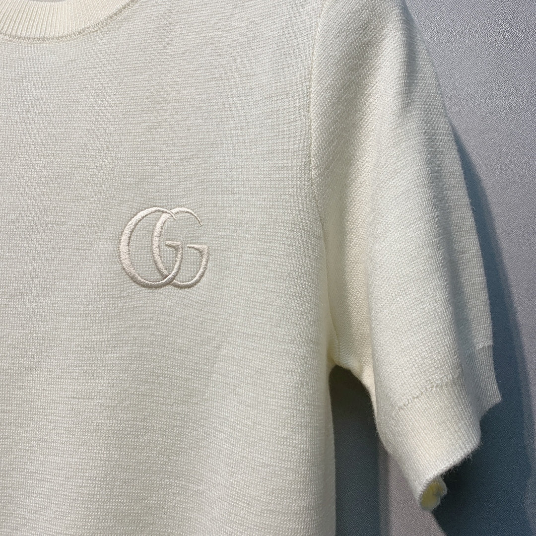 GUCCI 26S SHORT-SLEEVE SWEATER 195