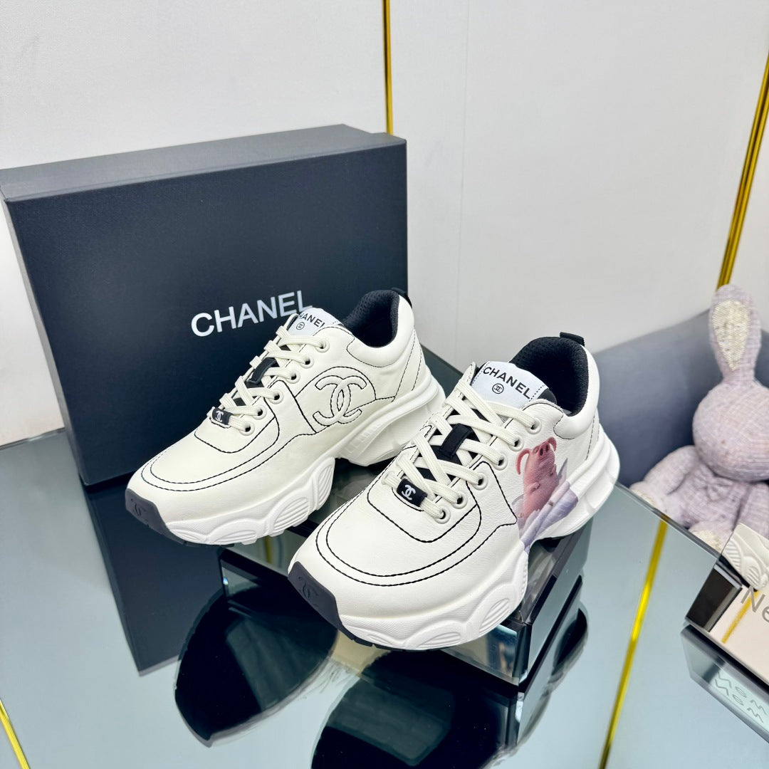 TRAINERS SNEAKER IN WHITE CALFSKIN WITH STICKER 238627
