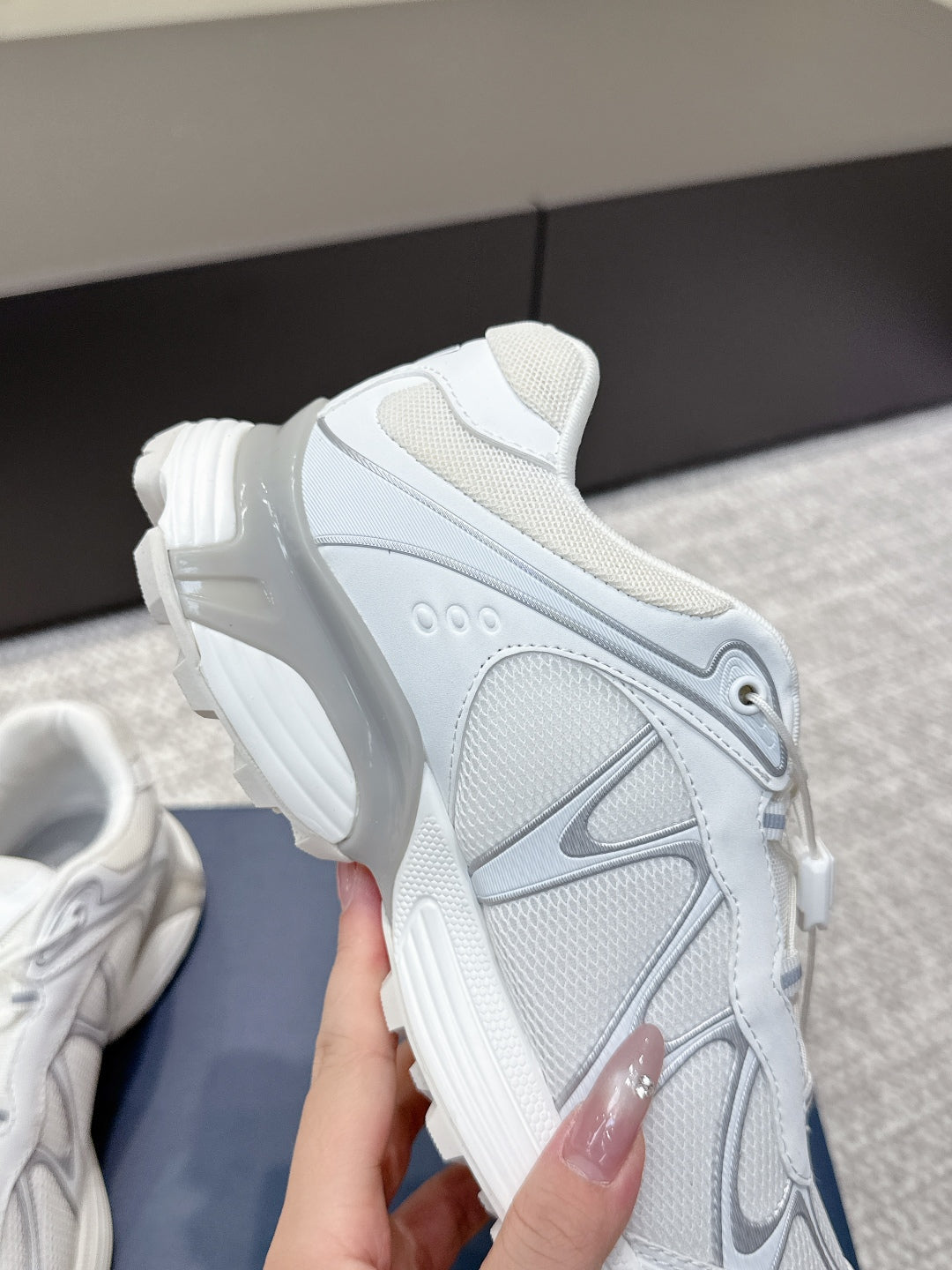 ALO 25S SALOMON XT WHISPER 40 MM IN WHITE MESH FABRIC