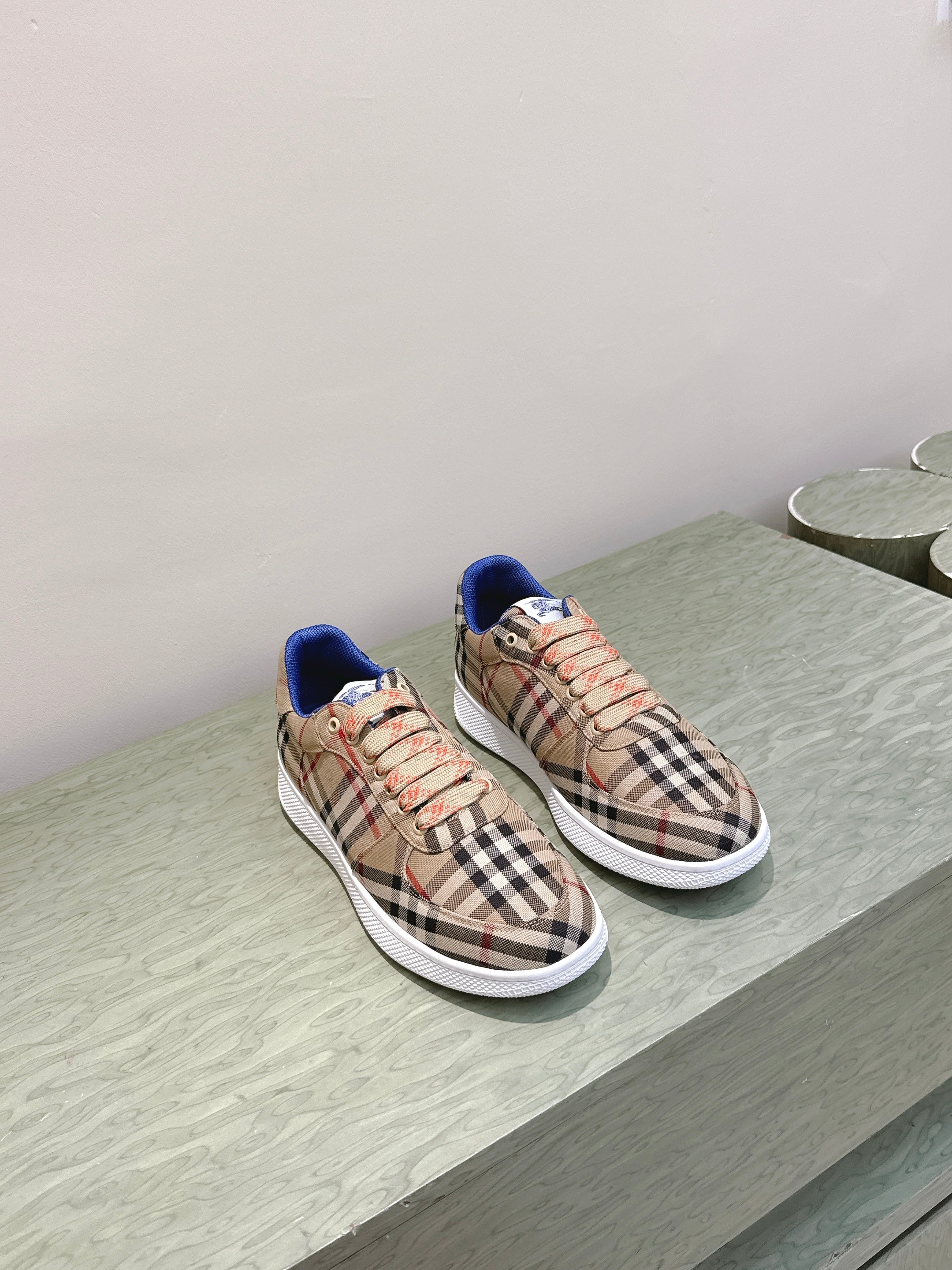 BURBERRY 26S PLAID TERRACE SNEAKERS IN LIGHT BROWN CANVAS STYLE 13