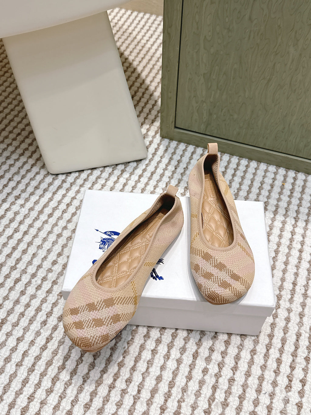 BURBERRY 26S BALLET FLATS IN BEIGE KNIT