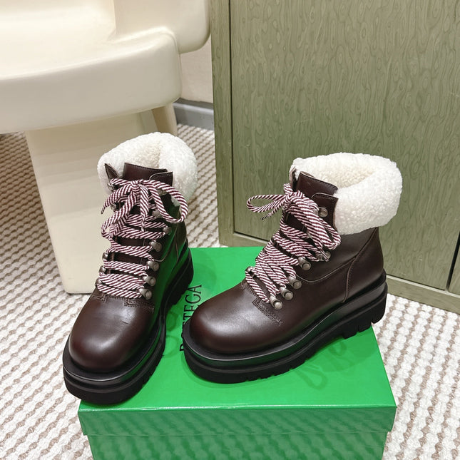 BV SHEARLING ANKLE BOOTS IN BROWN CALFSKIN