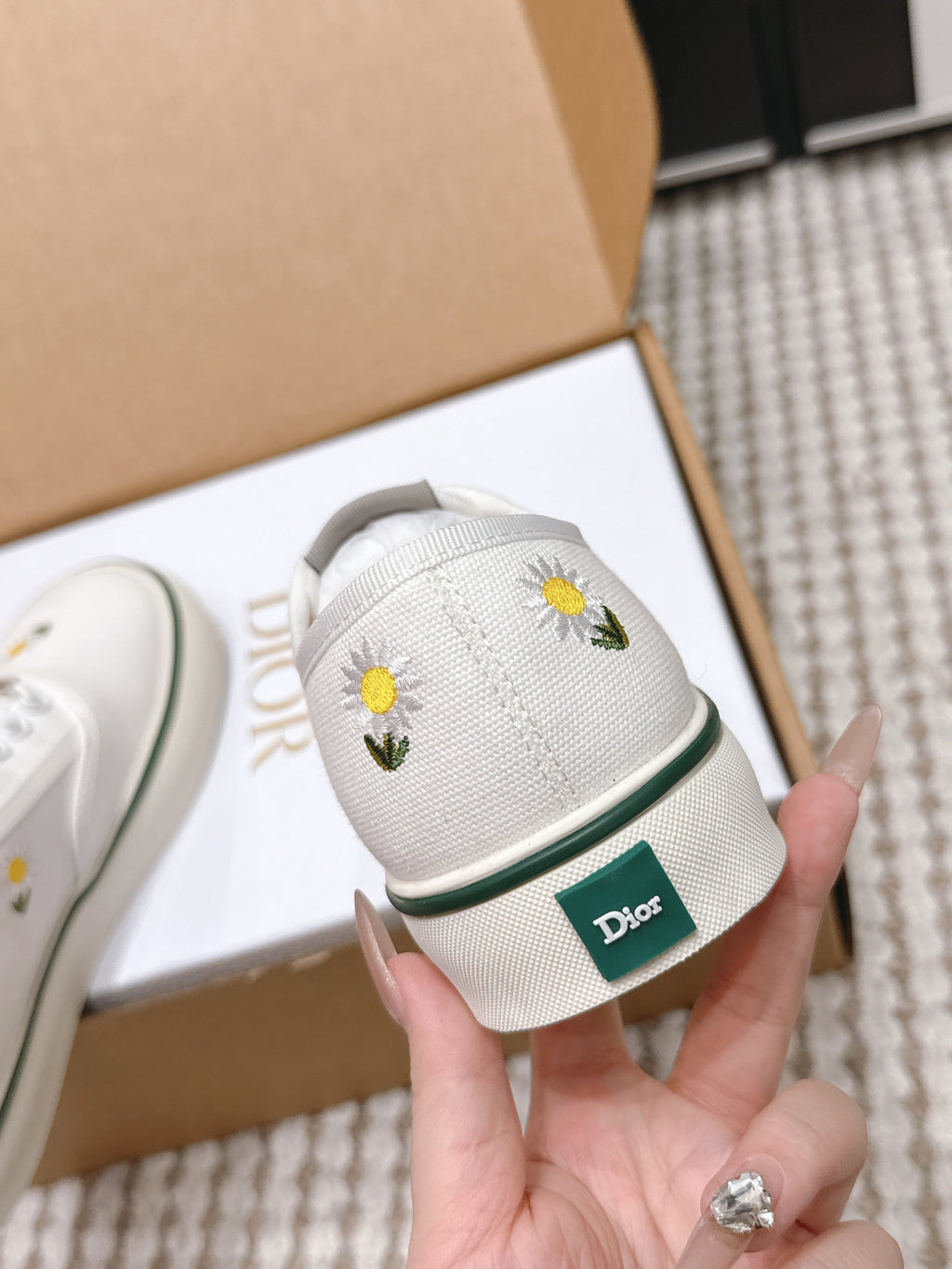 DIOR 26S SALTWIND SNEAKER IN WHITE FABRIC STYLE 4