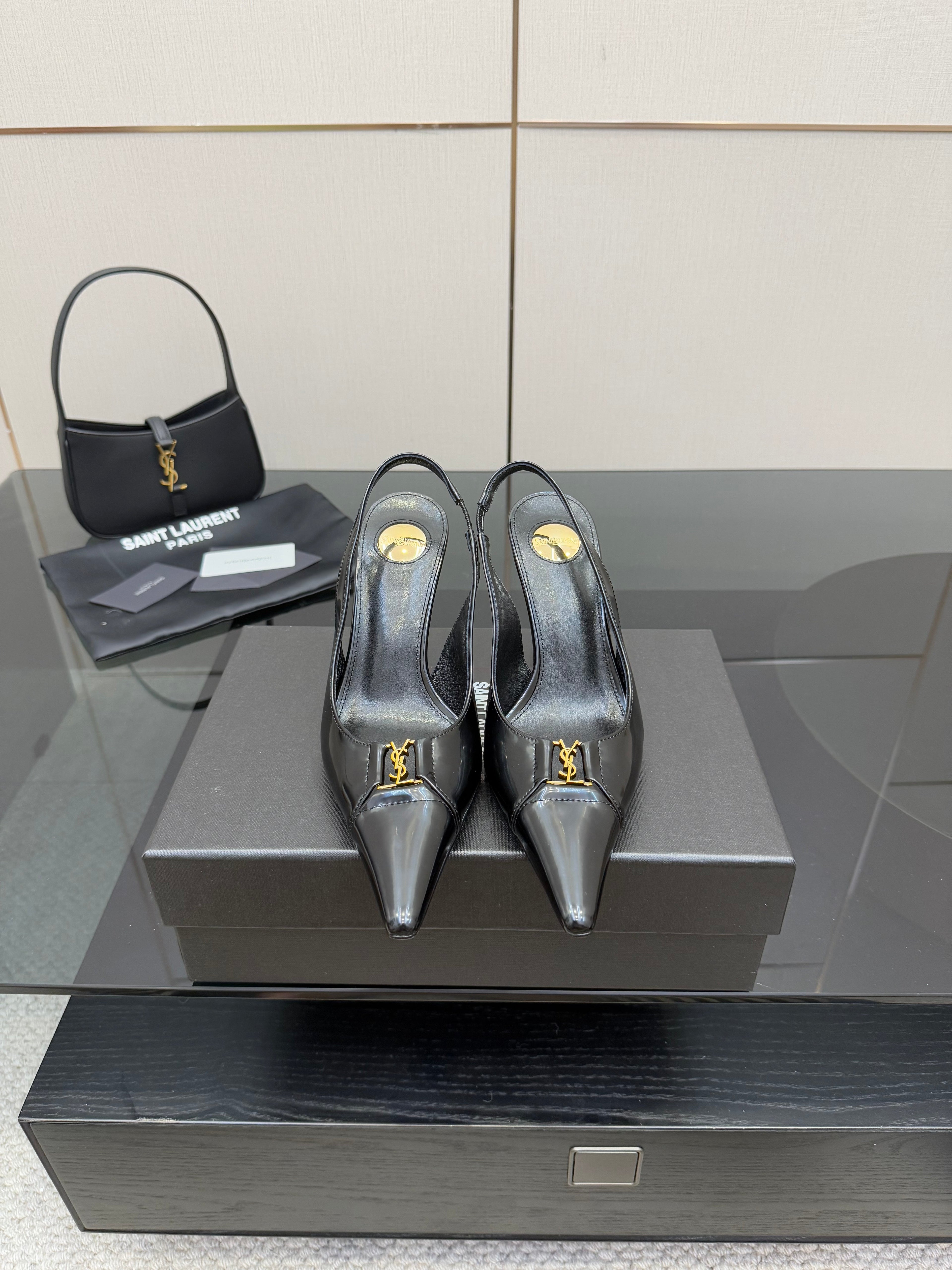 YSL 25S SLINGBACK HIGH HEELS 90 MM IN BLACK LAMBSKIN WITH GOLD HARDWARE STYLE 8