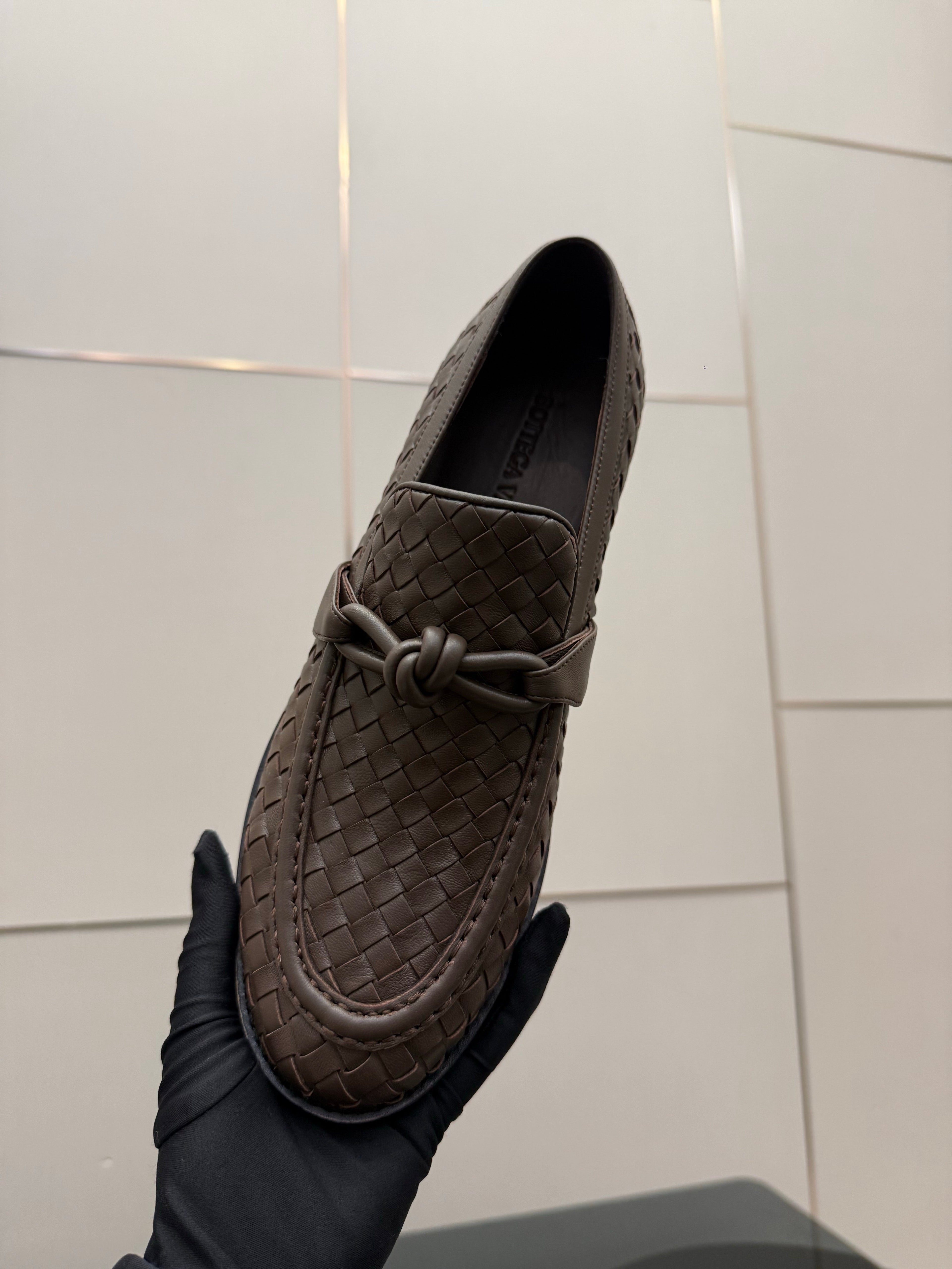 BOTTEGA VENETA 26S LOAFERS IN BROWN TECHNICAL WOVEN CALFSKIN