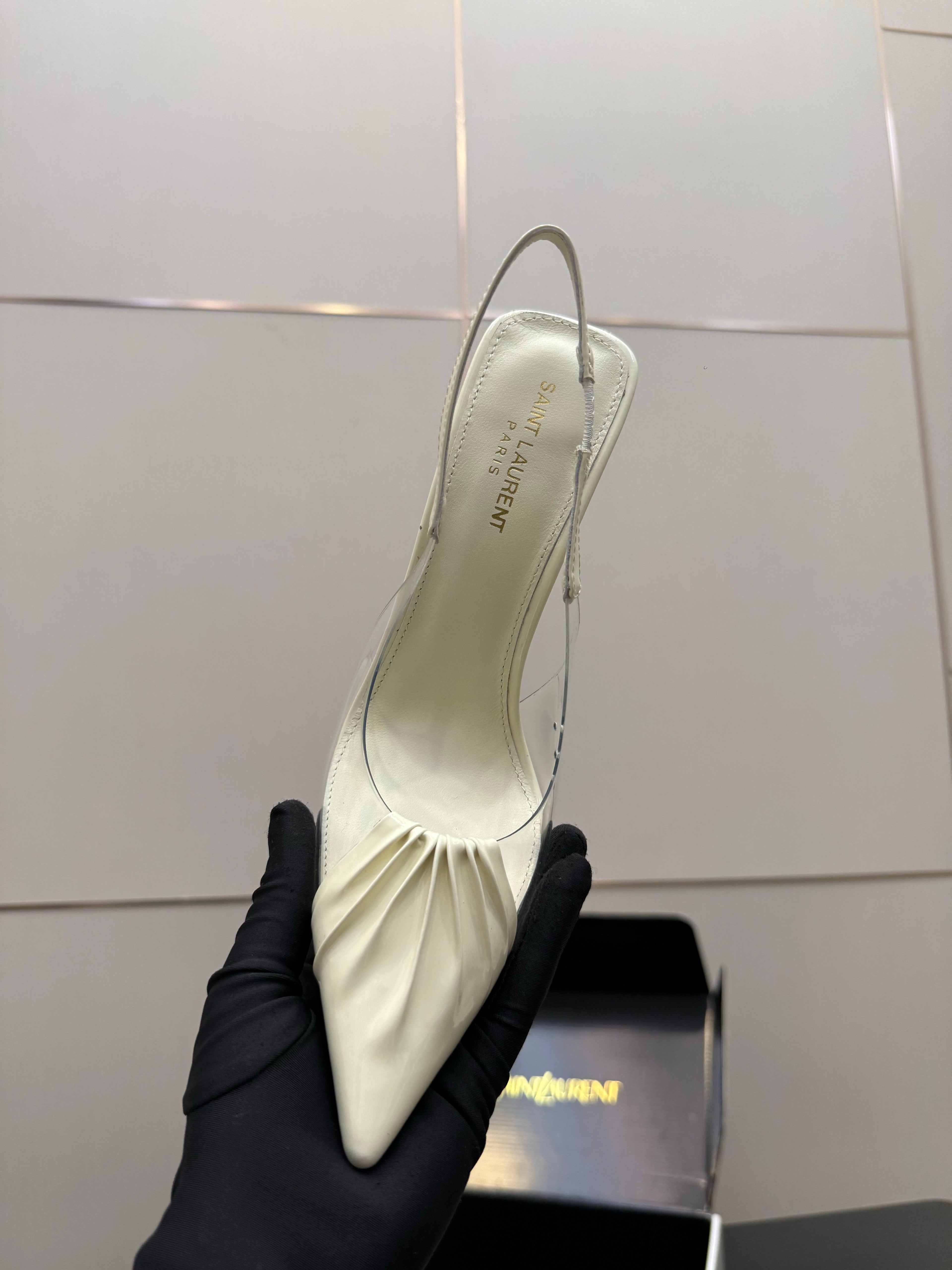 YSL 26S PLEATED SLINGBACK HEELS 105 MM IN CREAM WHITE GLOSSY CALFSKIN AND PVC