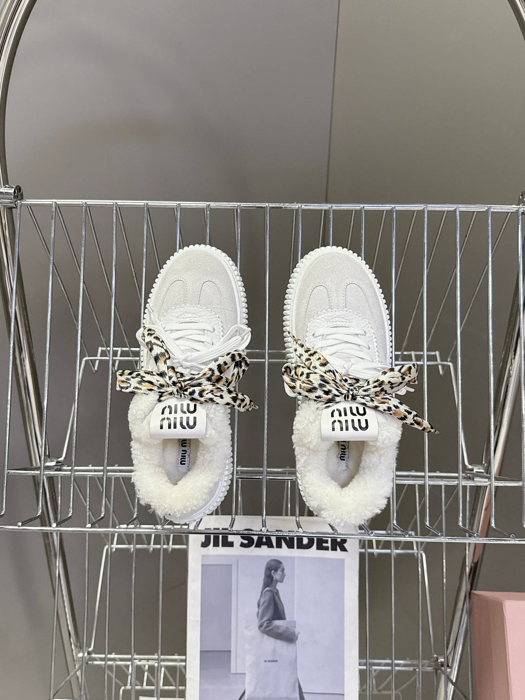 MIUMIU 25S SNEAKERS 45MM IN WHITE SUEDE WITH LEOPARD-PRINT LACES SHEARLING