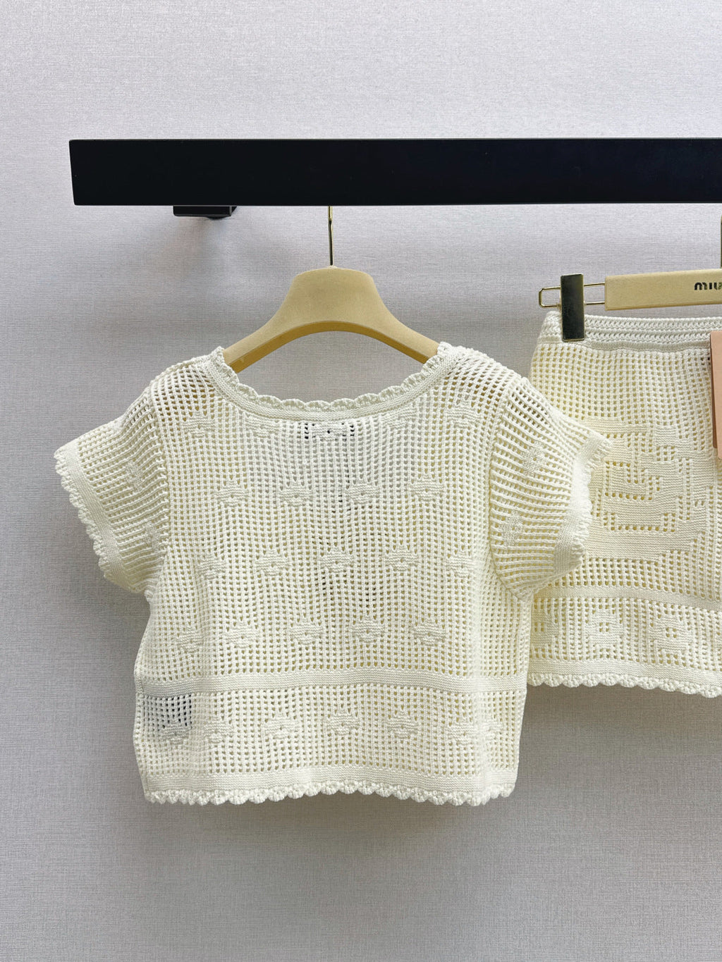 MIUMIU 26S KNIT TOP AND SKIRT SET STYLE 1042