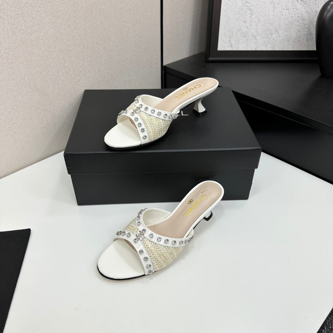 CC HIGH HEEL 25S 50 MM IN WHITE RAFFIA AND CALFSKIN WITH CRYSTALS