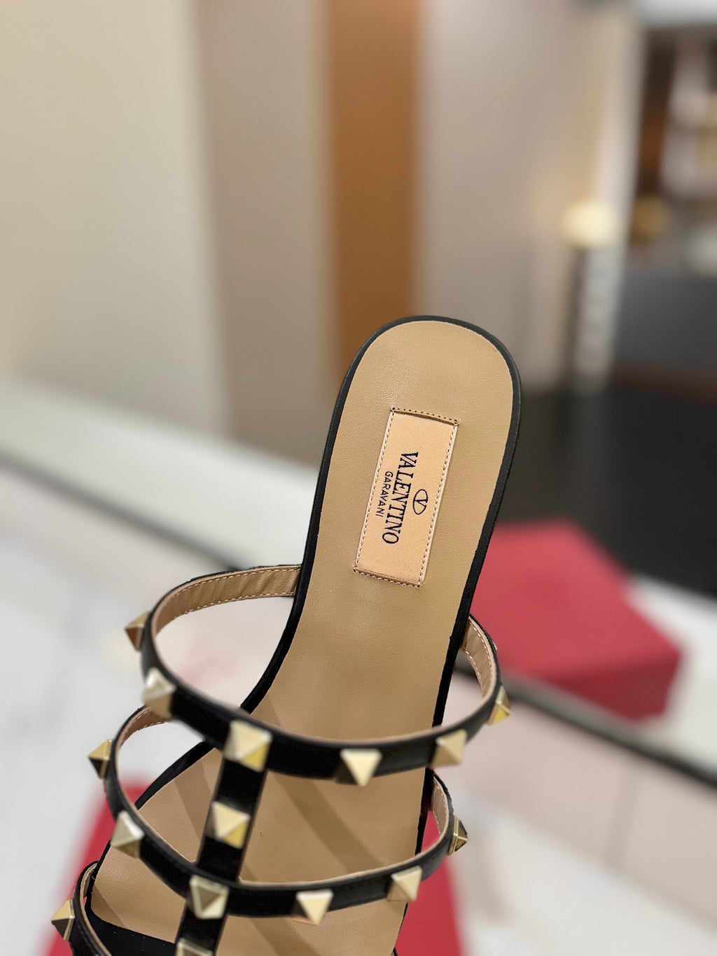 VALENTINO 26S SANDALS IN BLACK CALFSKIN WITH GOLD STUDS