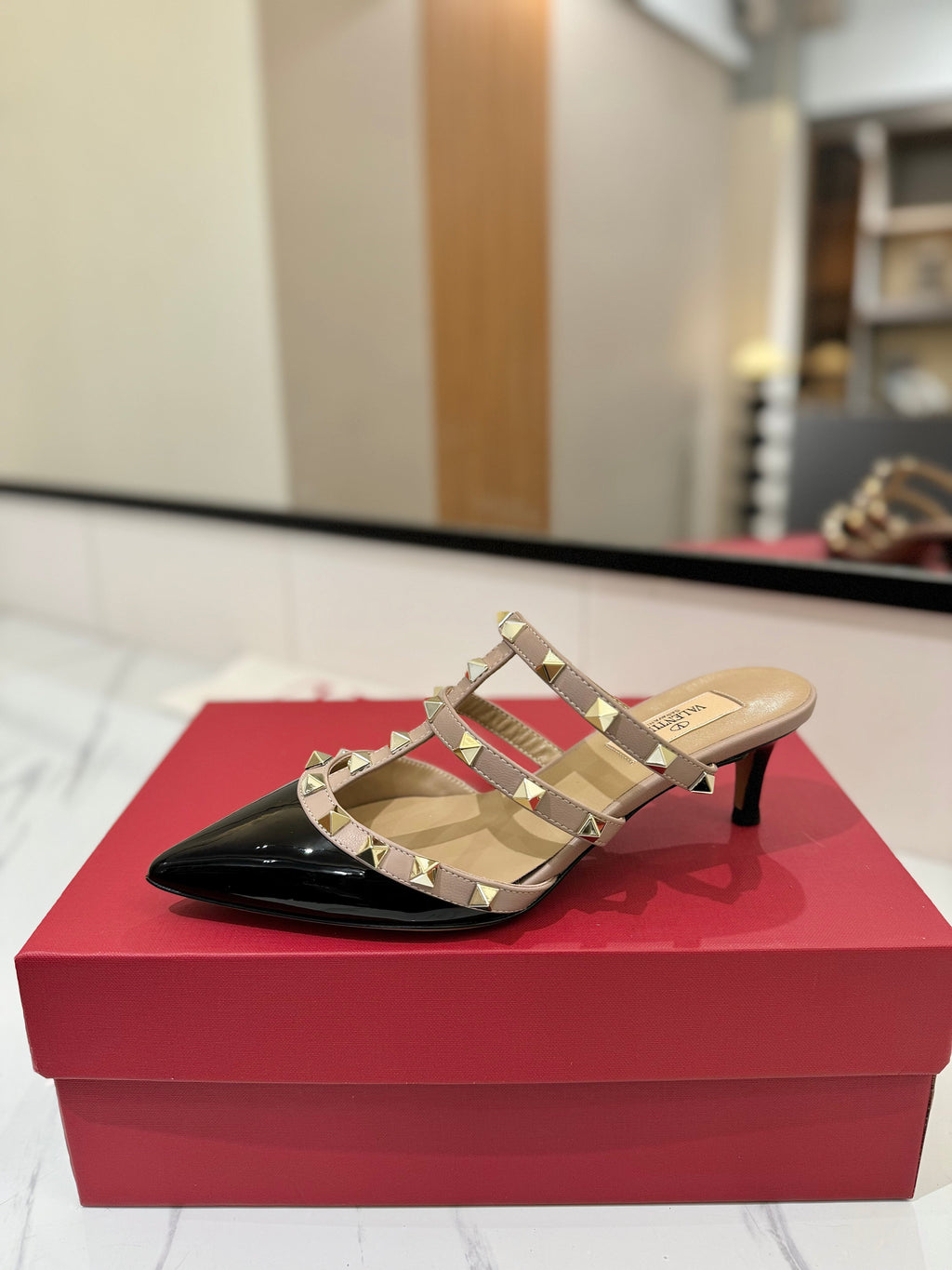 VALENTINO 26S STUDDED HEELED MULES 50 MM IN BLACK PATENT CALFSKIN