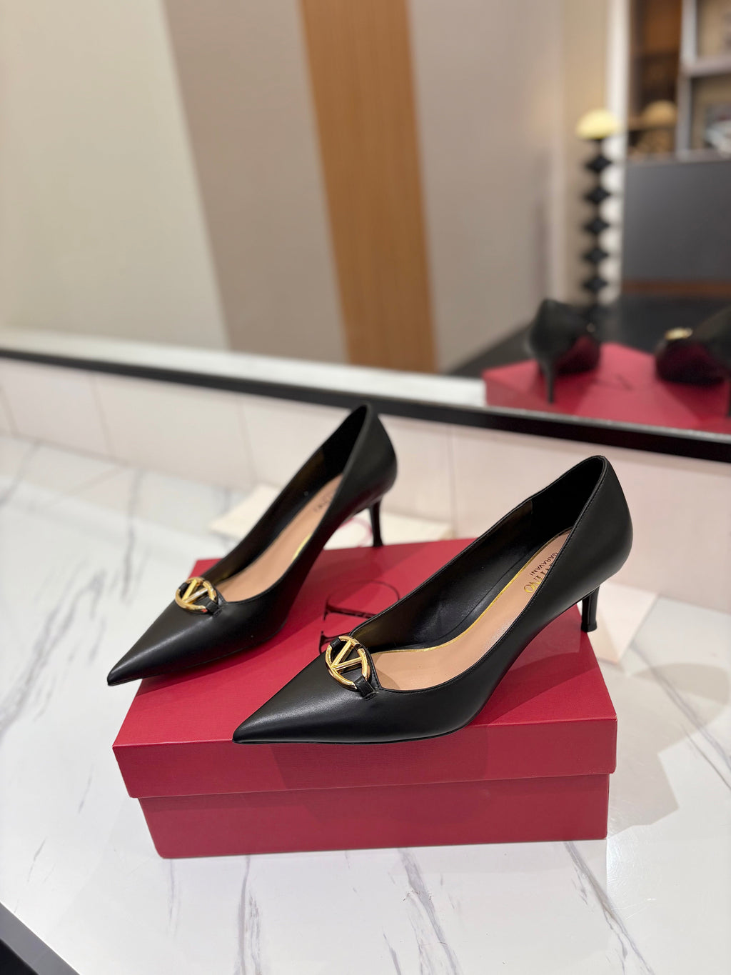 VALENTINO 26S POINTED-TOE PUMPS 65 MM IN BLACK SMOOTH CALFSKIN