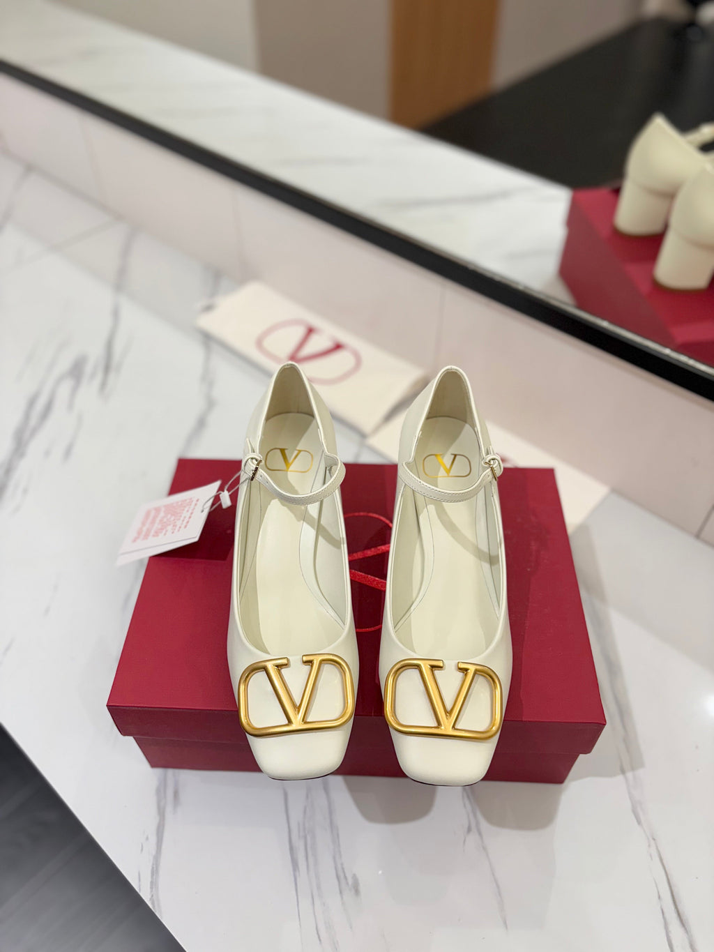 VALENTINO 26S MARY JANE HEELS 60 MM IN WHITE SMOOTH CALFSKIN WITH GOLD HARDWARE
