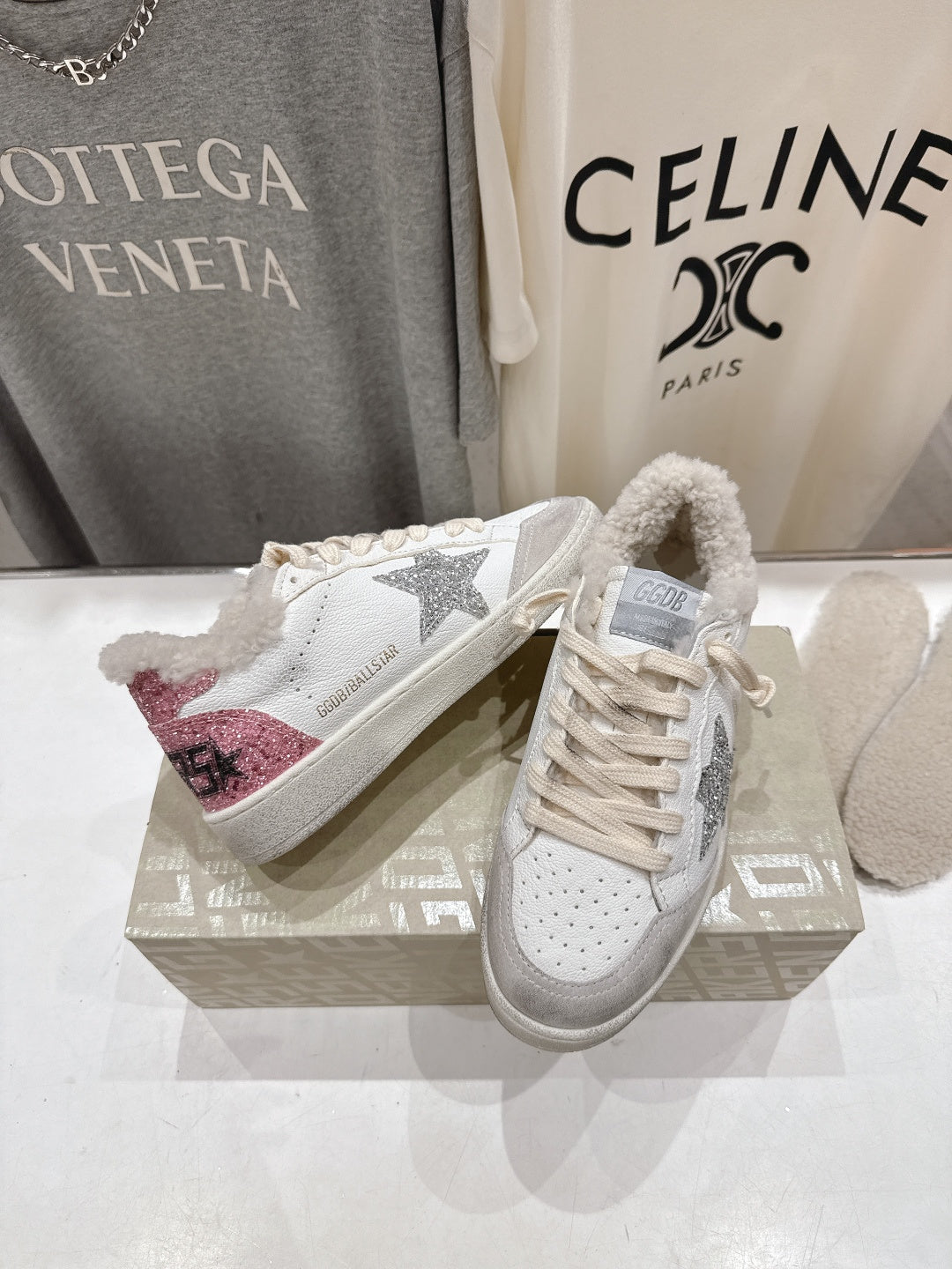 GOLDEN GOOSE BALL STAR LOW-TOP SNEAKERS IN WHITE AND SILVER-TONE COLORWAY